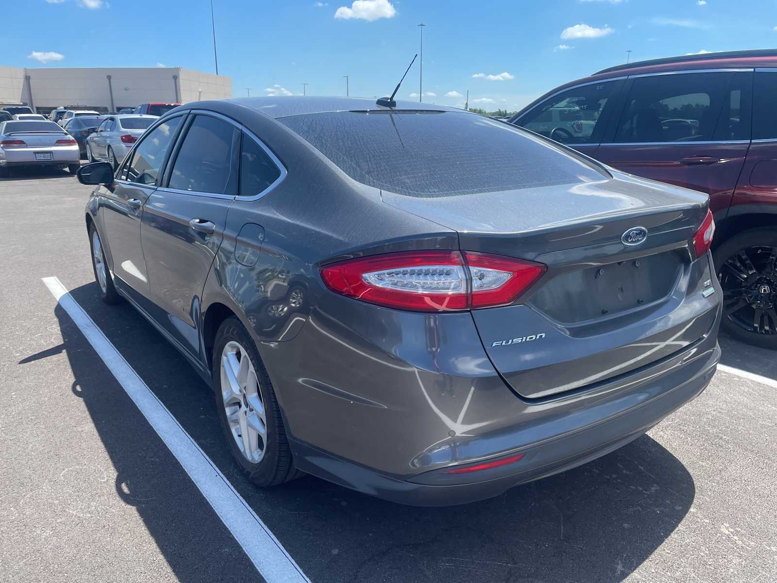 Thumbnail: 2016 Ford Fusion - 2