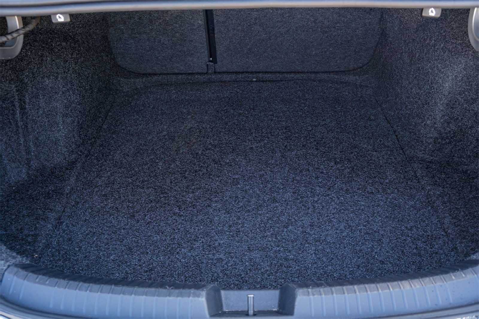 Thumbnail: 2024 Volkswagen Jetta - 19