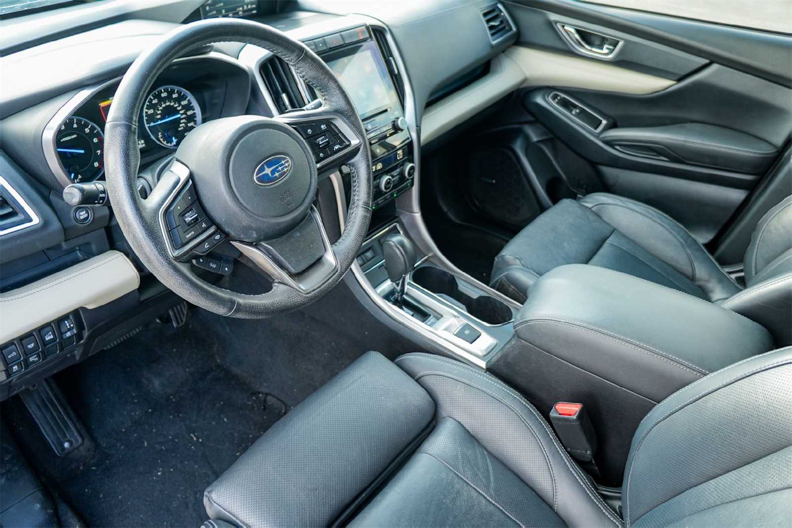 2020 Subaru Ascent Limited photo 2