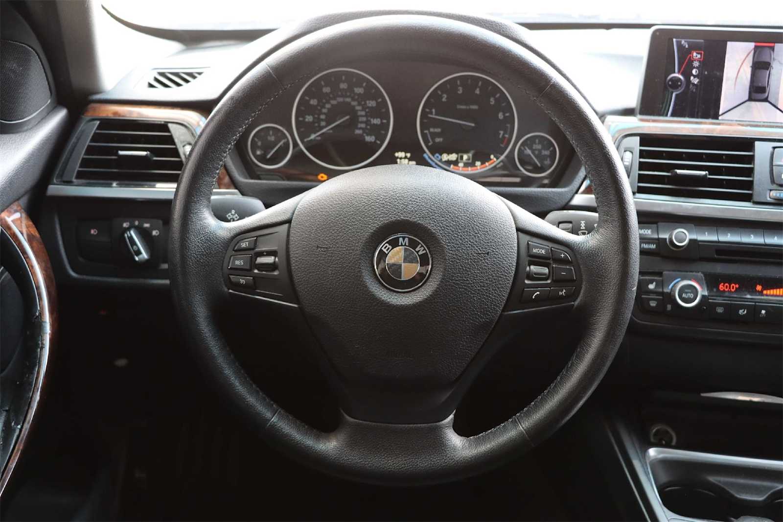 Thumbnail: 2013 BMW 3 Series - 15
