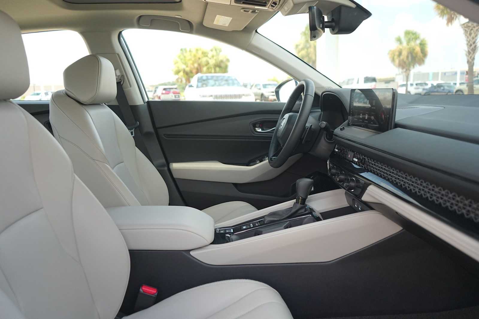 2026 Honda Accord Hybrid EX-L - Photo 15