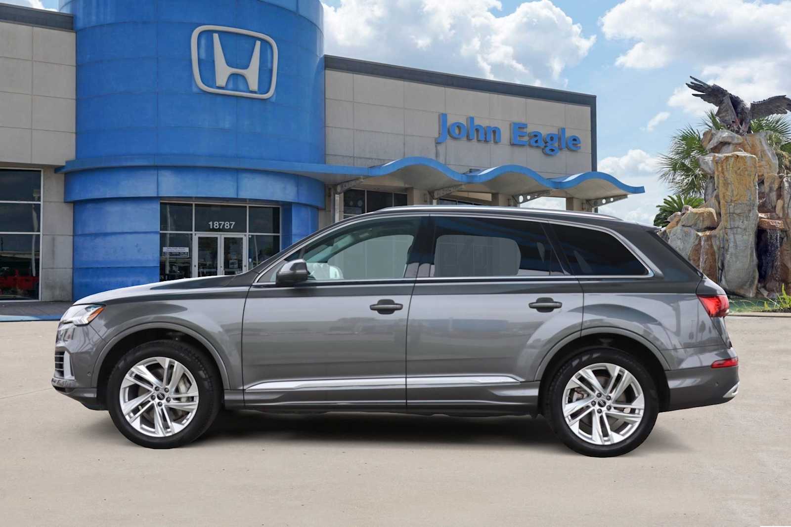 Thumbnail: 2024 Audi Q7 - 3