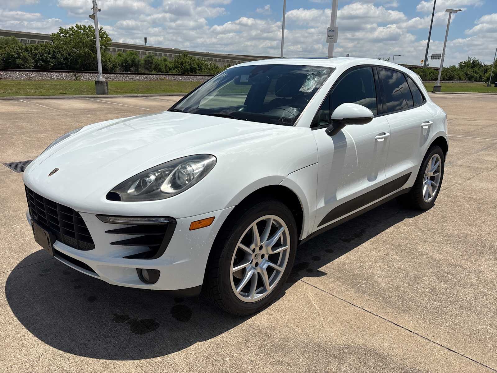 2018 Porsche Macan Base -
                  Houston, TX