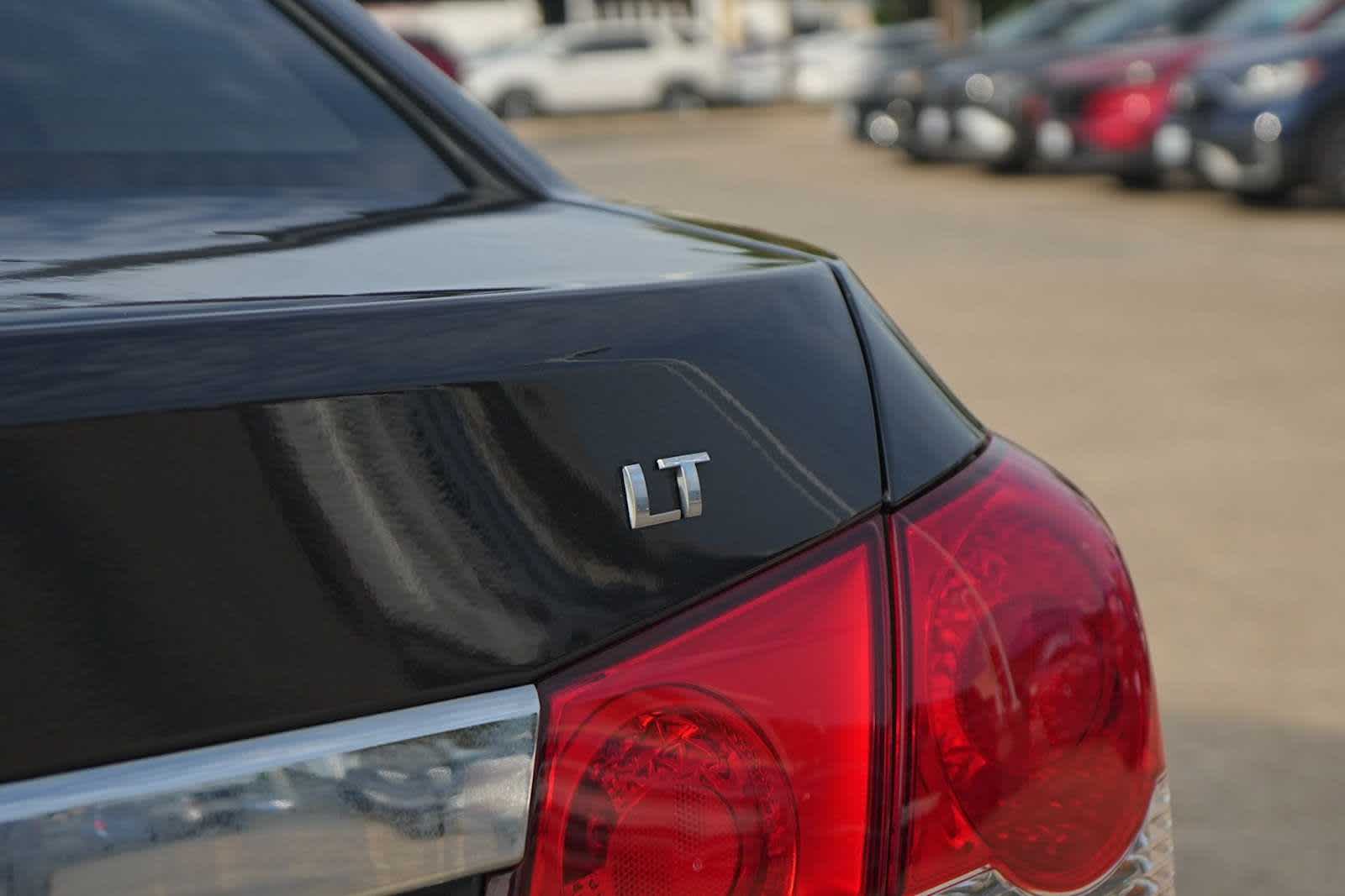Thumbnail: 2016 Chevrolet Cruze - 7