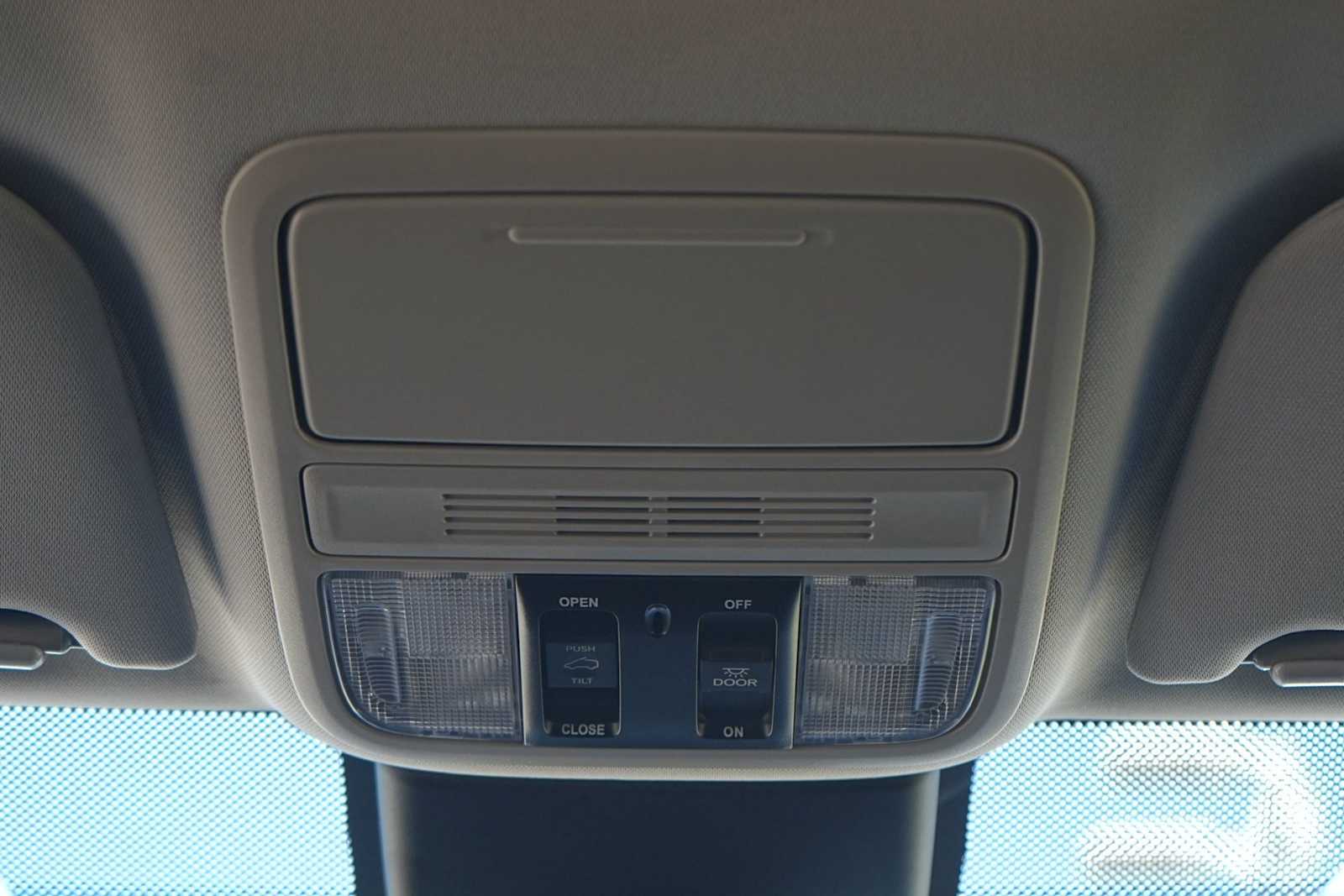 Thumbnail: 2026 Honda Odyssey - 23