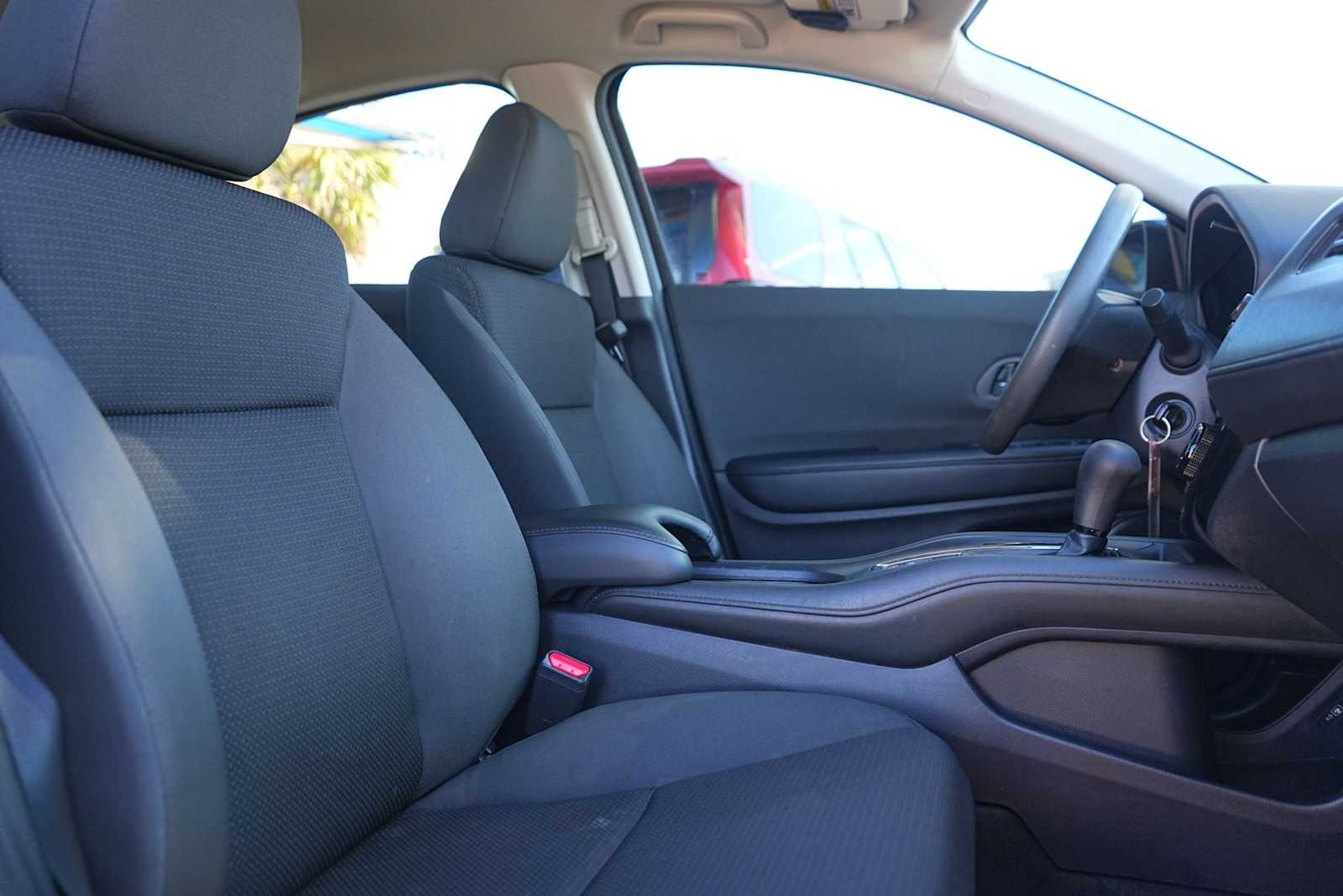 Thumbnail: 2019 Honda HR-V - 15