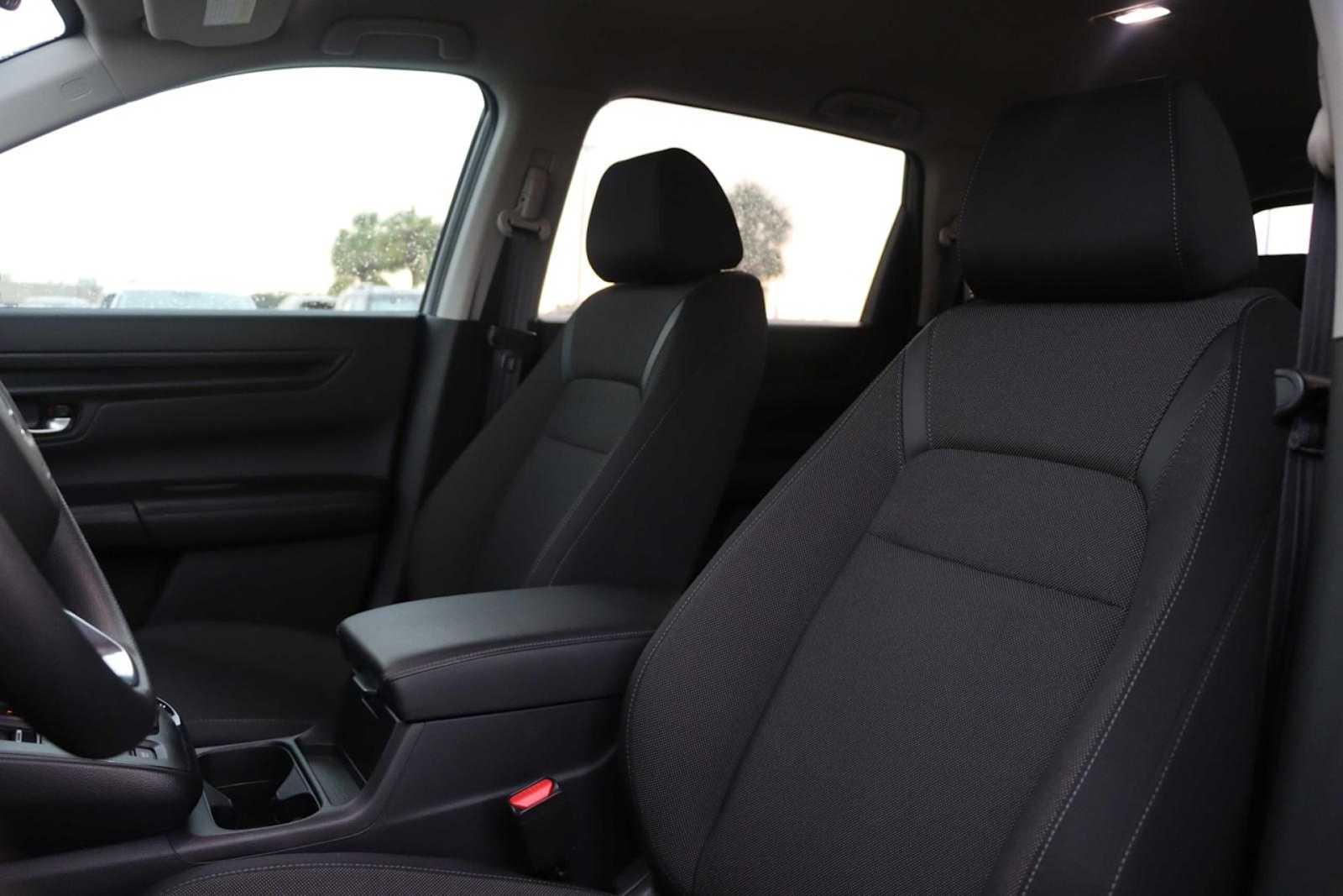 2025 Honda CR-V LX 11