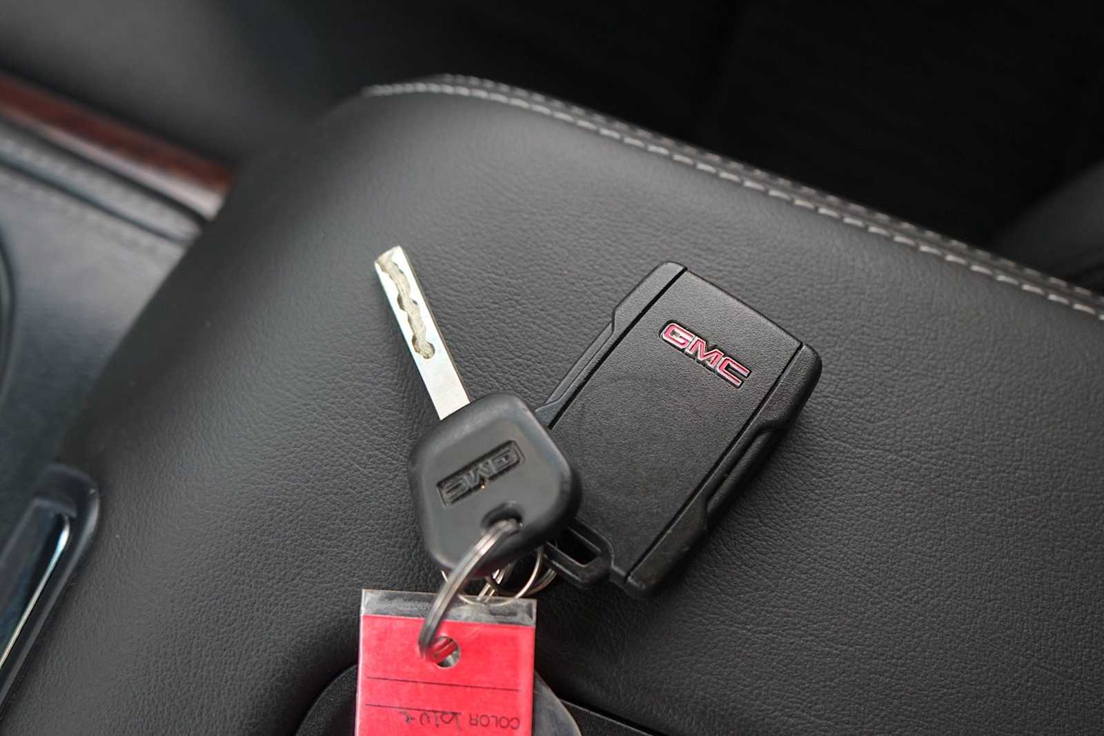 Thumbnail: 2018 GMC Yukon - 28