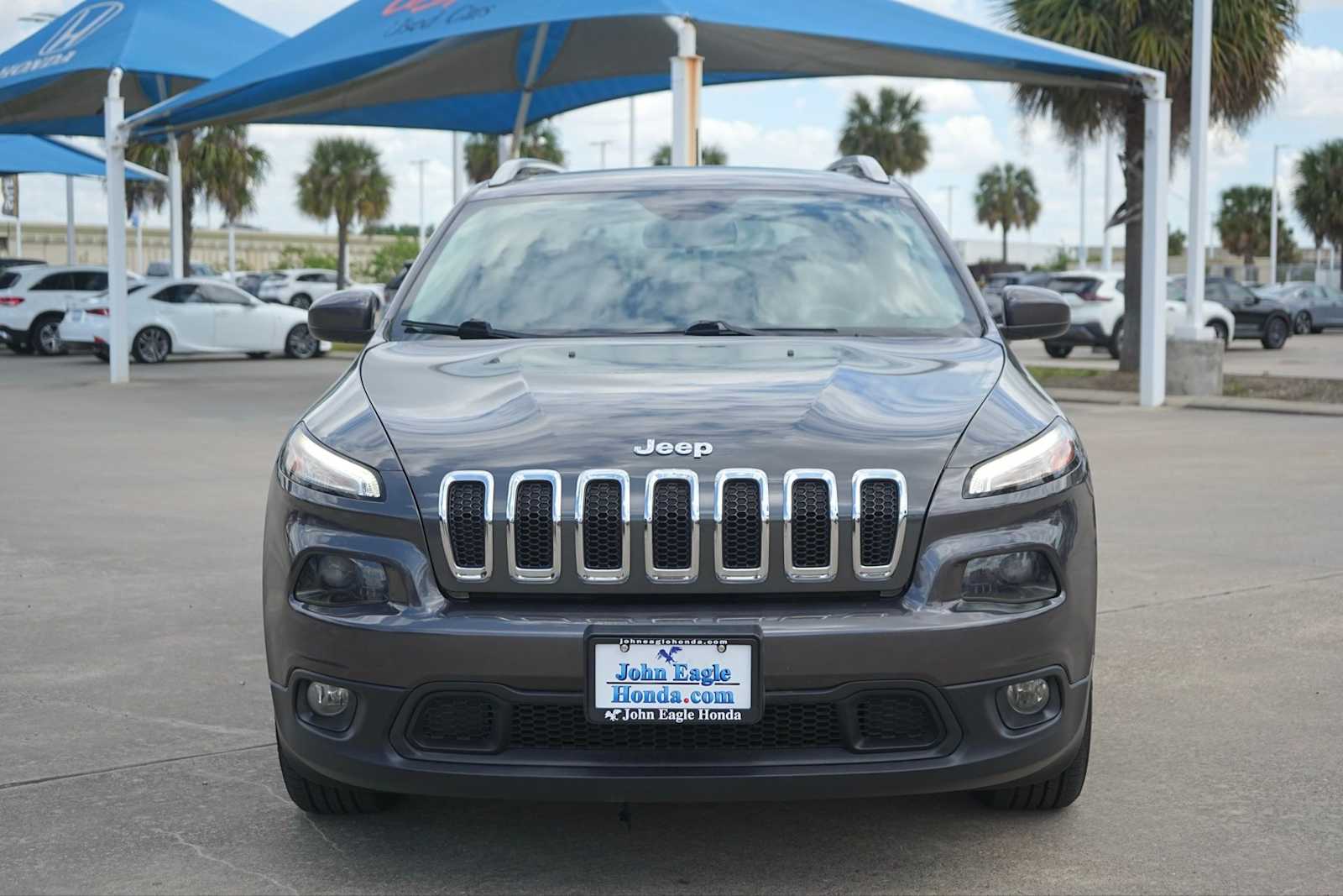 Thumbnail: 2017 Jeep Cherokee - 6