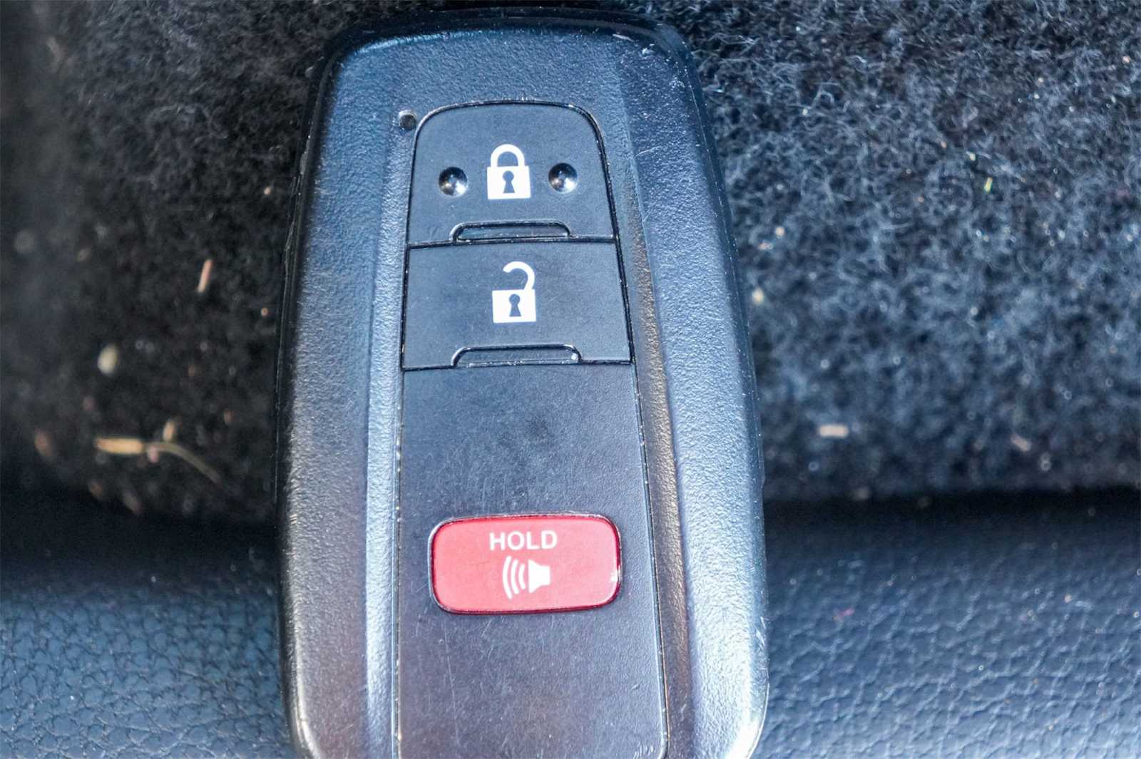 Thumbnail: 2025 Toyota RAV4 - 20