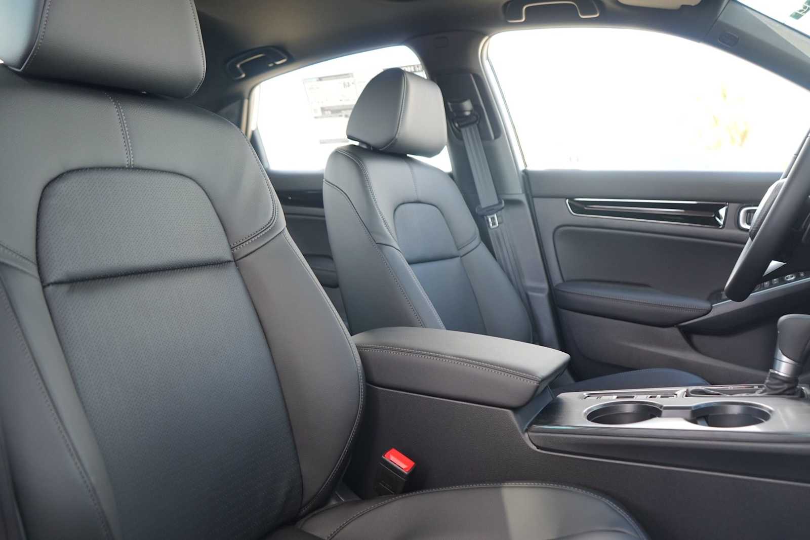 Thumbnail: 2026 Honda Civic - 14