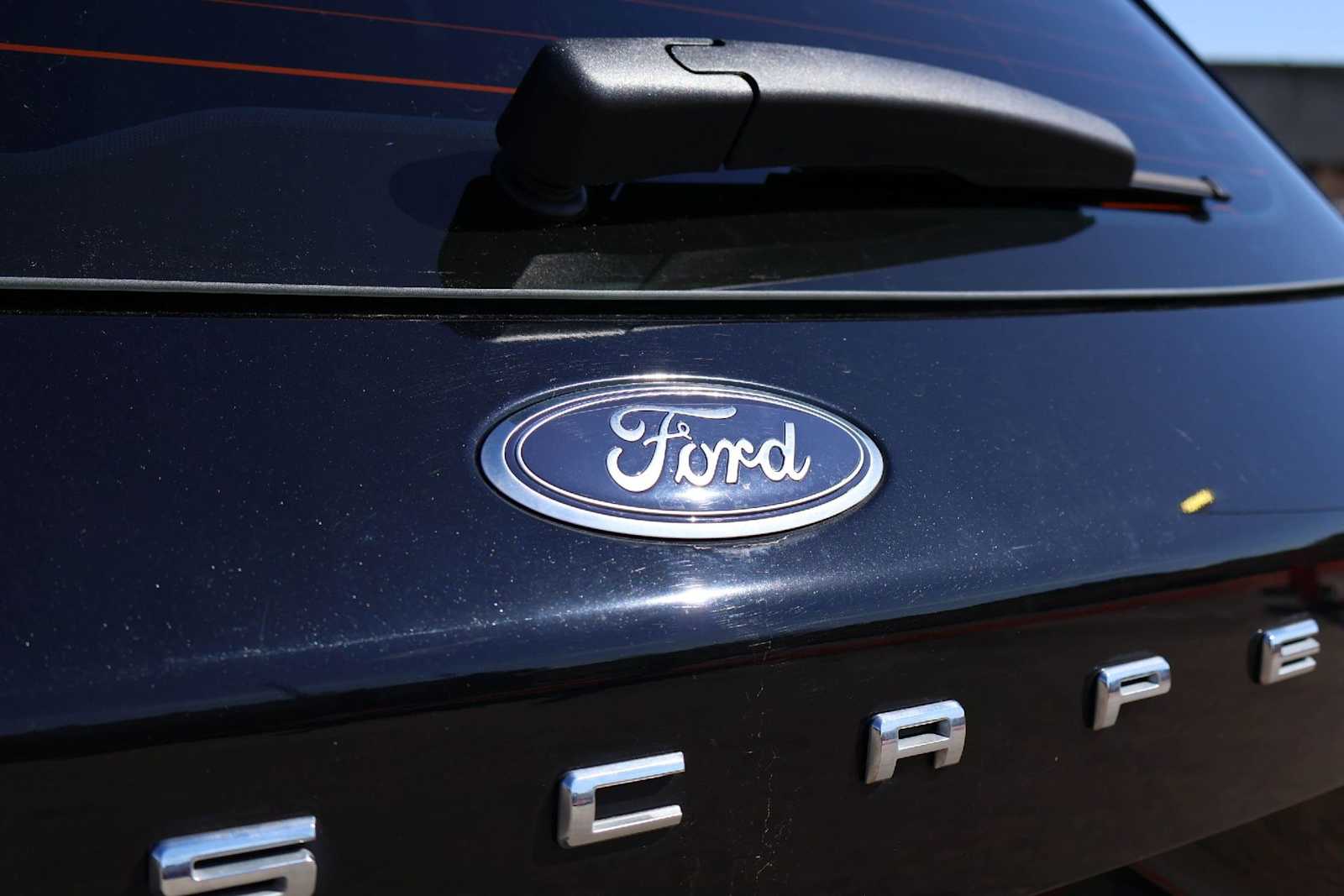 Thumbnail: 2022 Ford Escape - 7