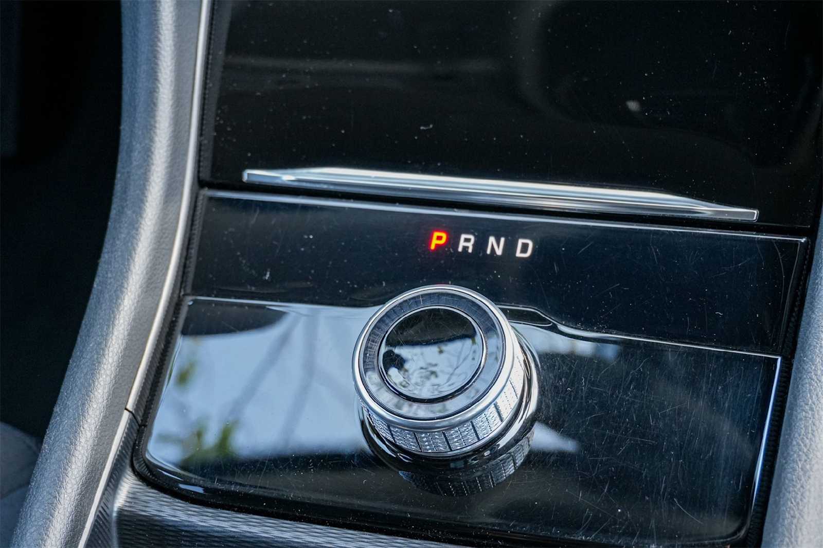 Thumbnail: 2023 Jeep Grand Cherokee - 16