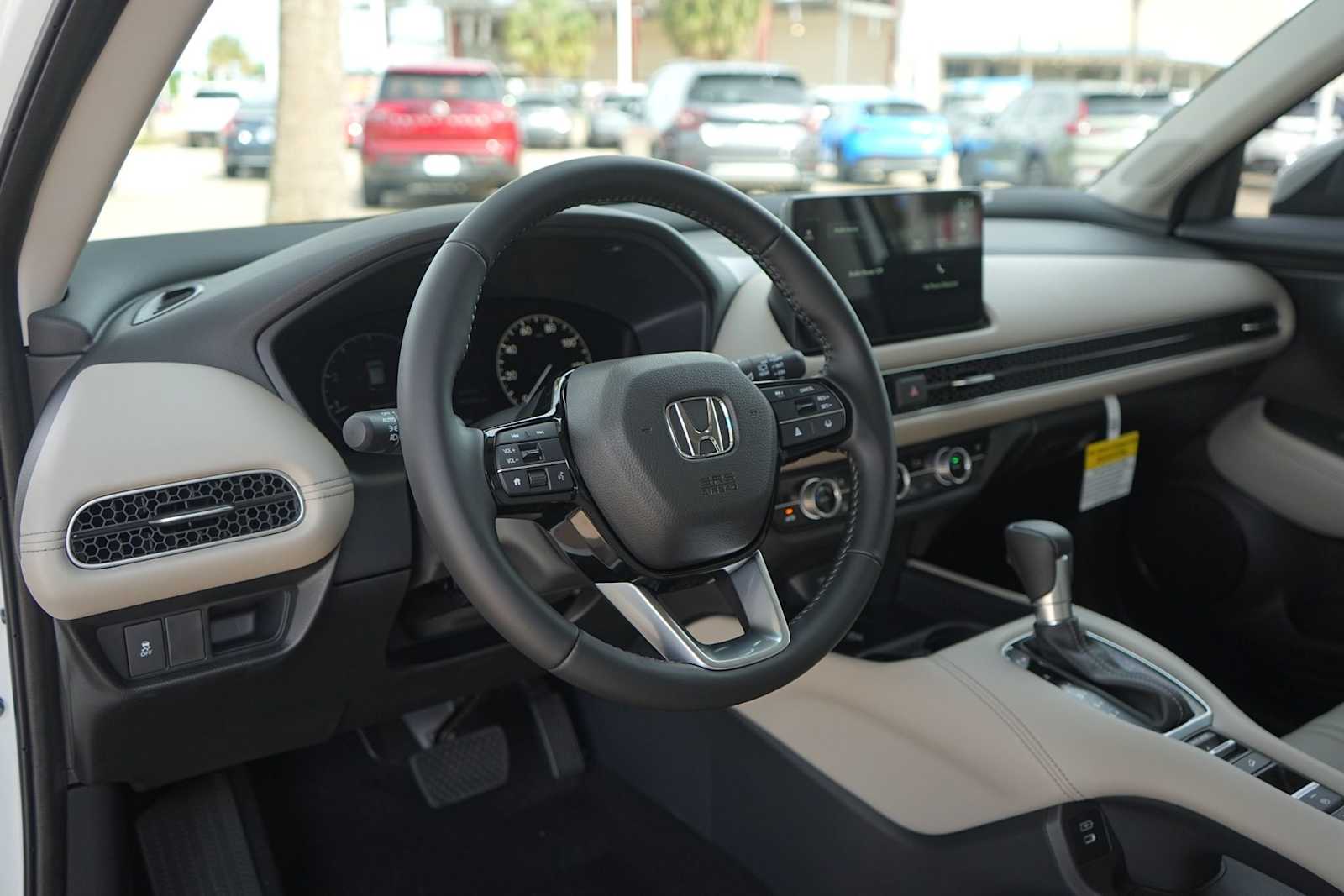 Thumbnail: 2026 Honda HR-V - 2