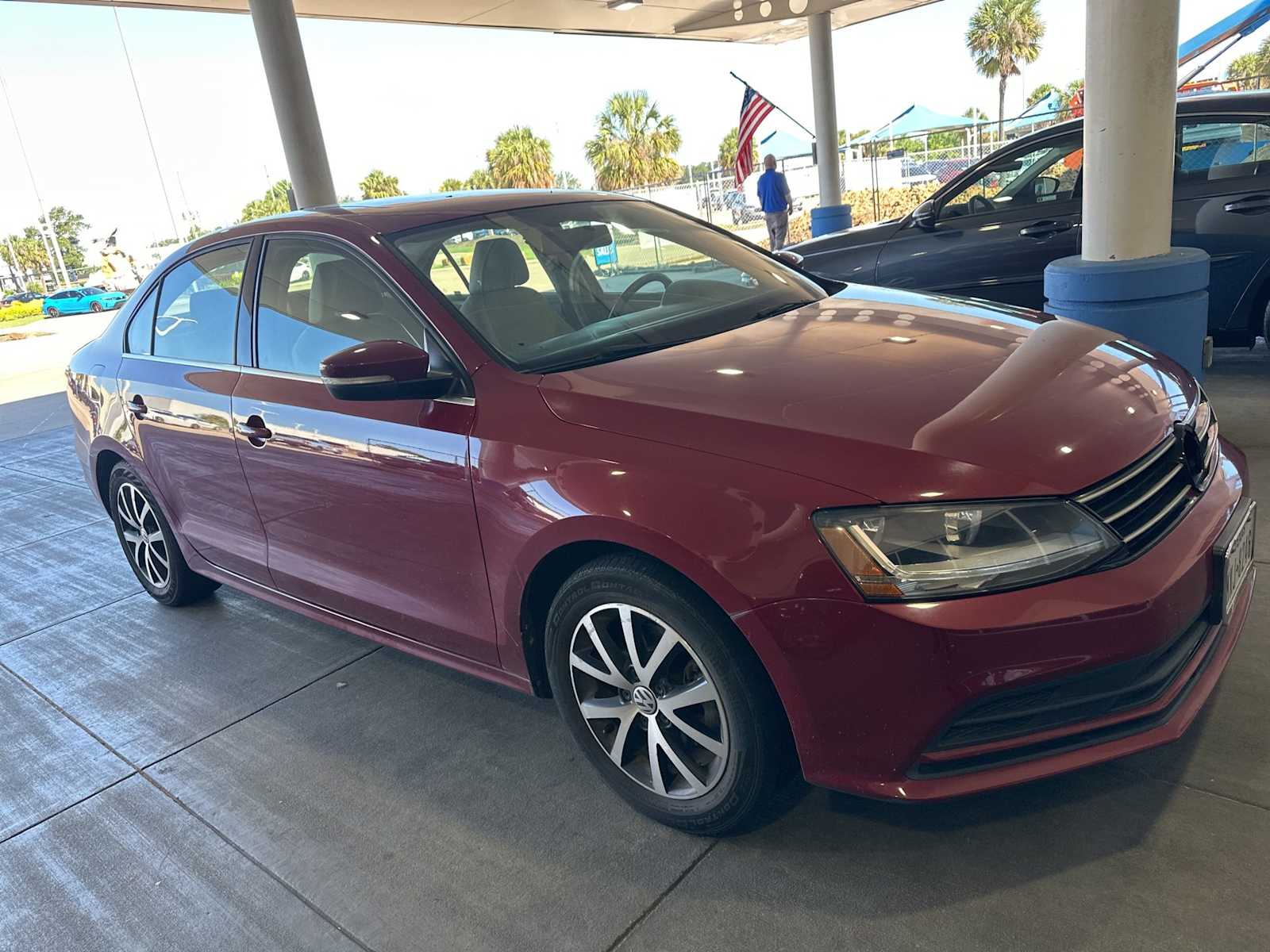 Thumbnail: 2017 Volkswagen Jetta - 2