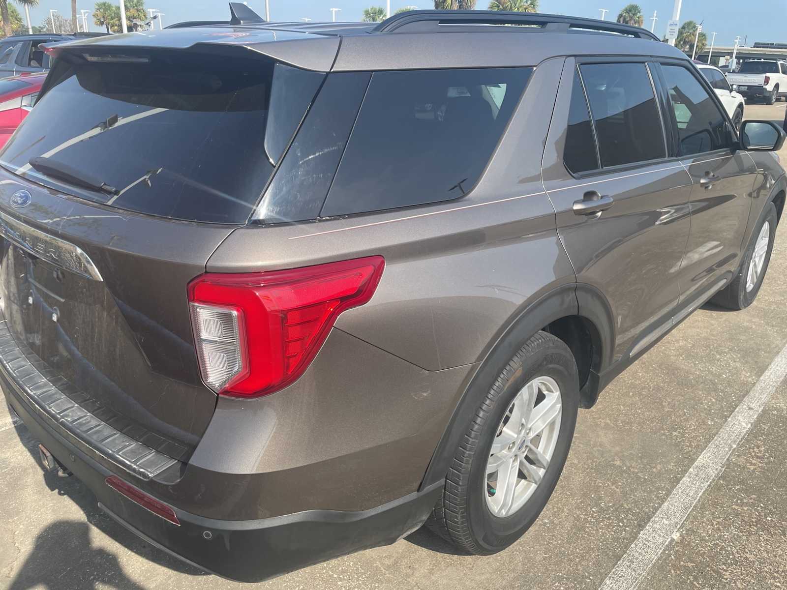 Thumbnail: 2021 Ford Explorer - 3