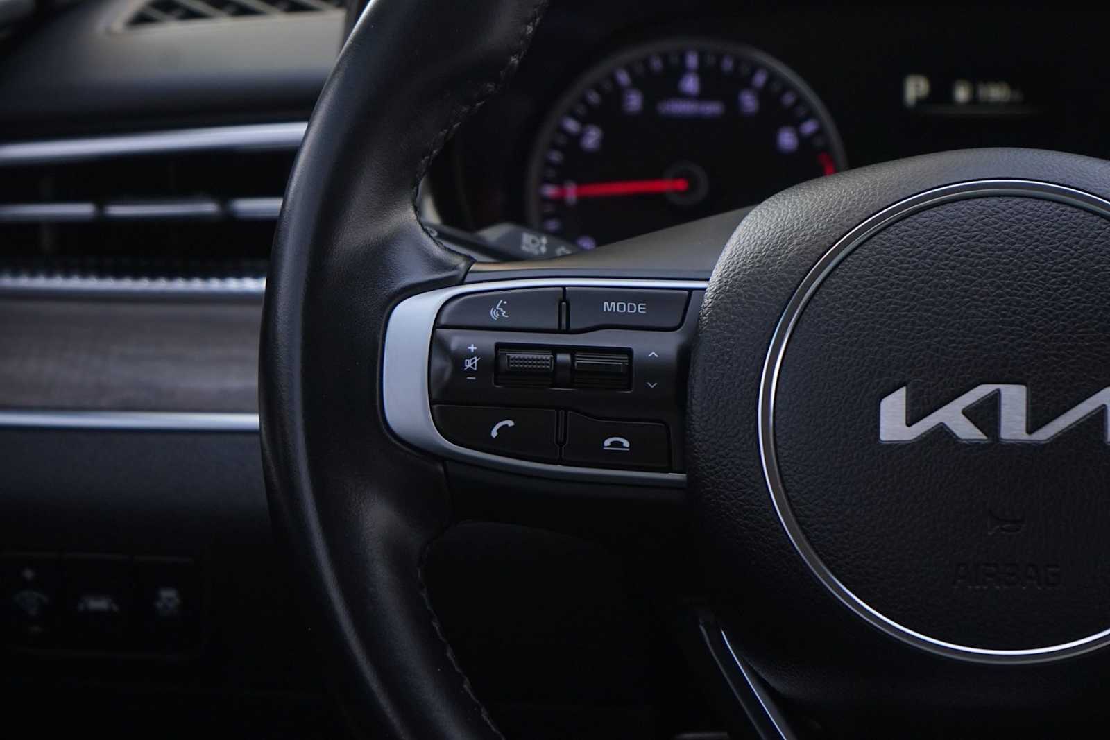 Thumbnail: 2023 Kia K5 - 17