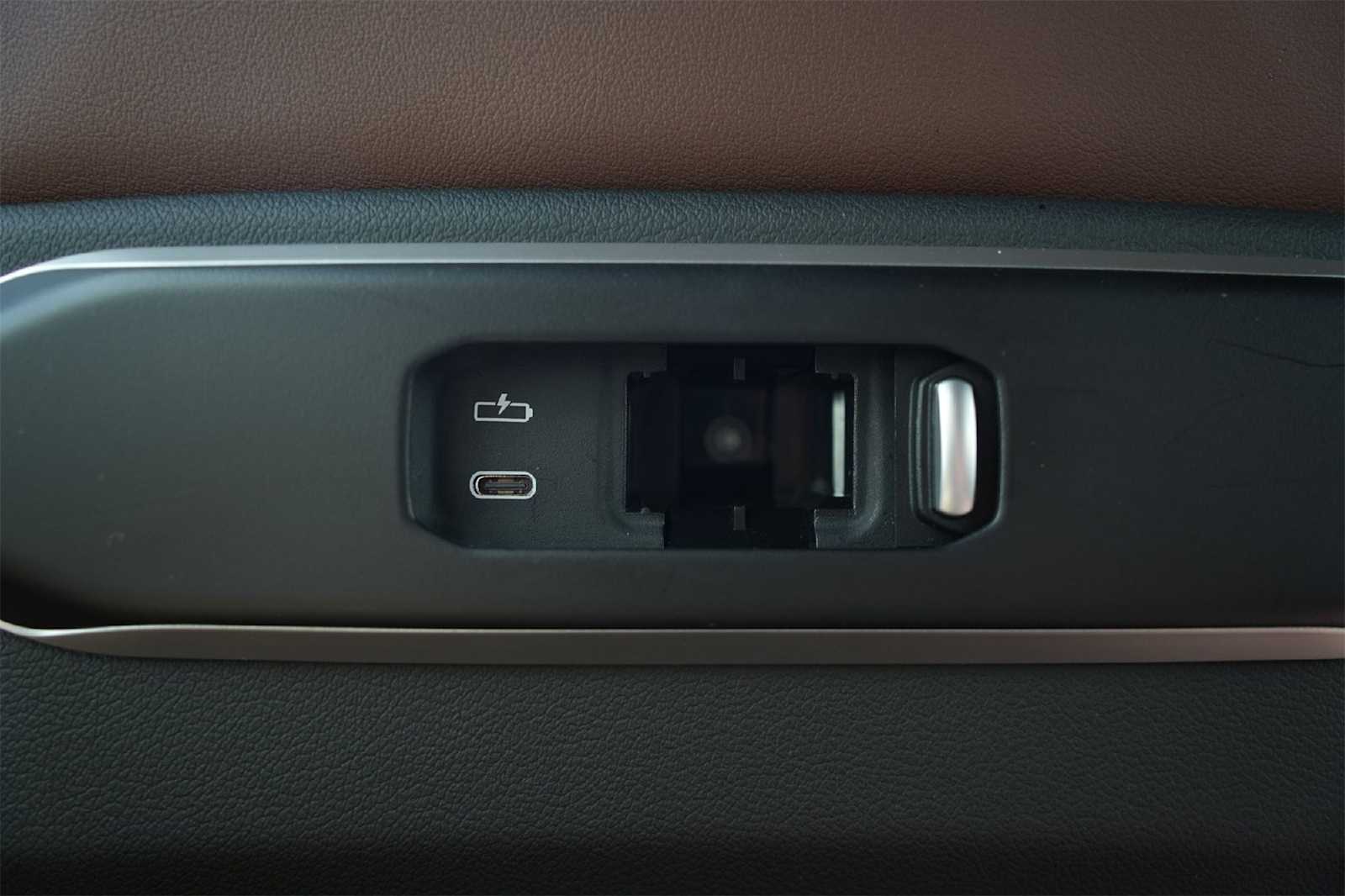 Thumbnail: 2025 BMW X5 - 24