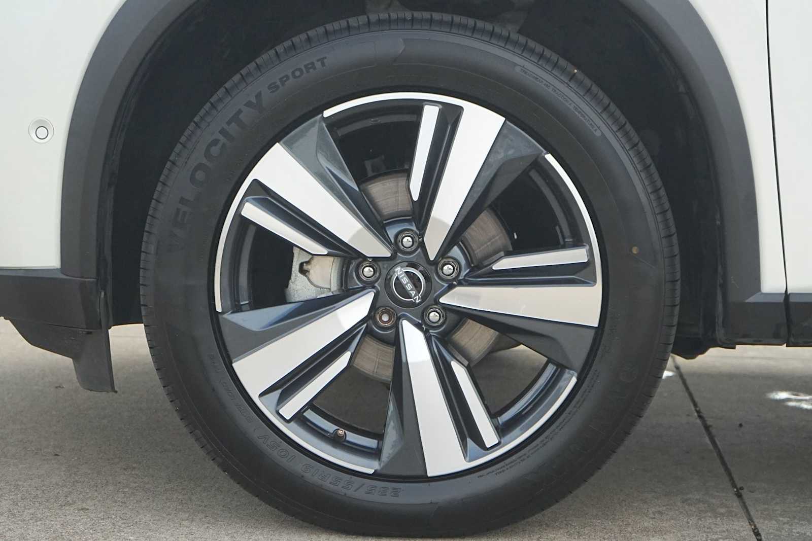 Thumbnail: 2023 Nissan Rogue - 7