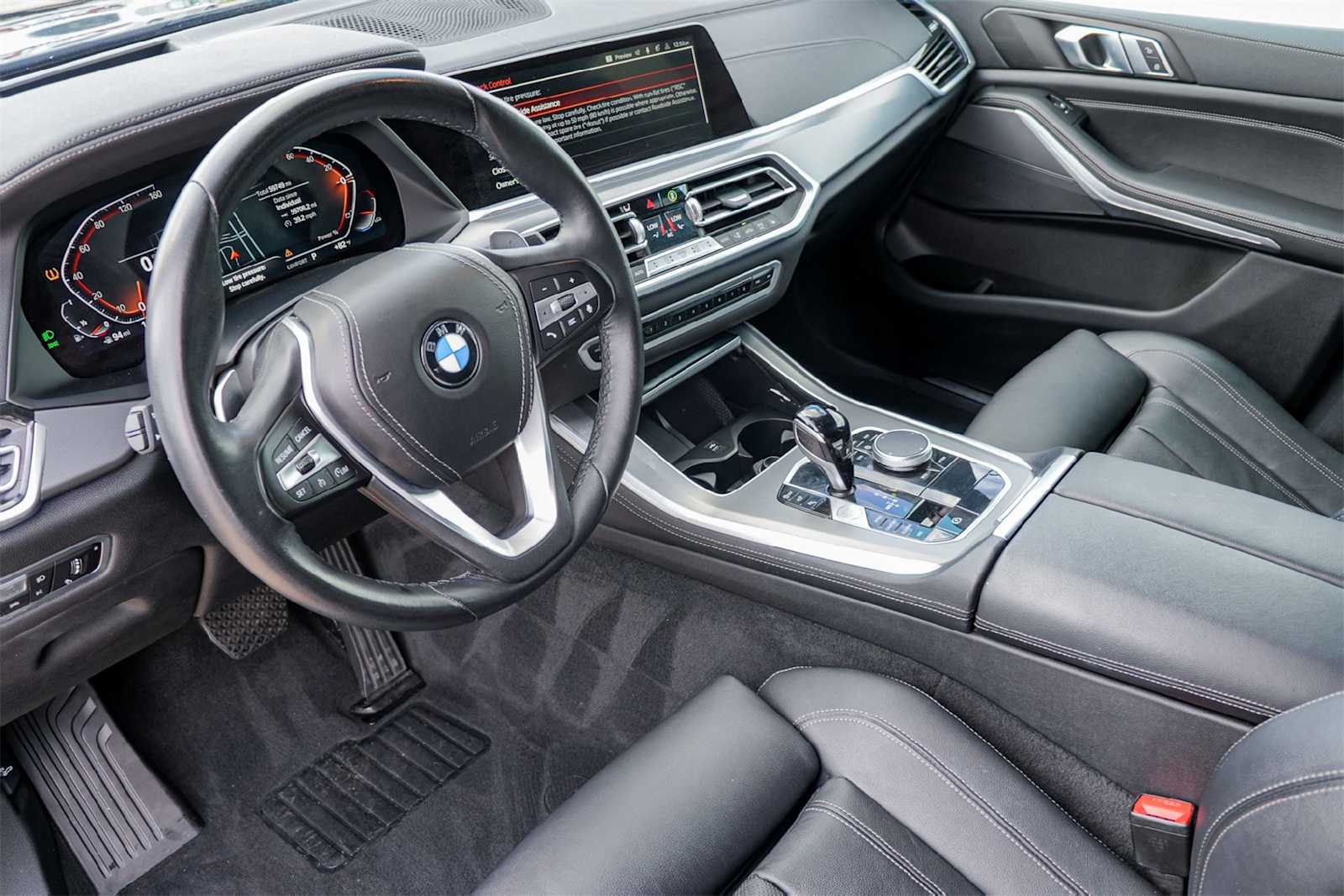 Thumbnail: 2022 BMW X5 - 2