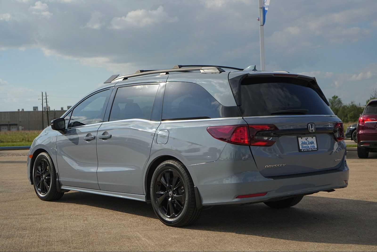 Thumbnail: 2023 Honda Odyssey - 4