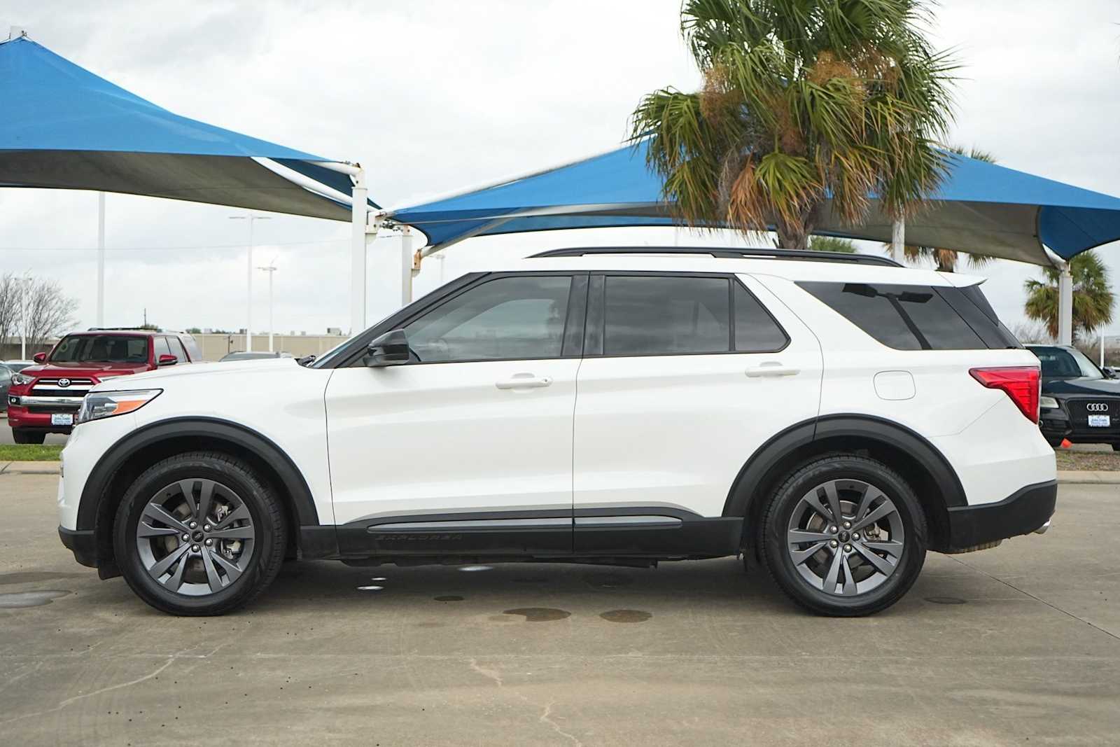Thumbnail: 2023 Ford Explorer - 3