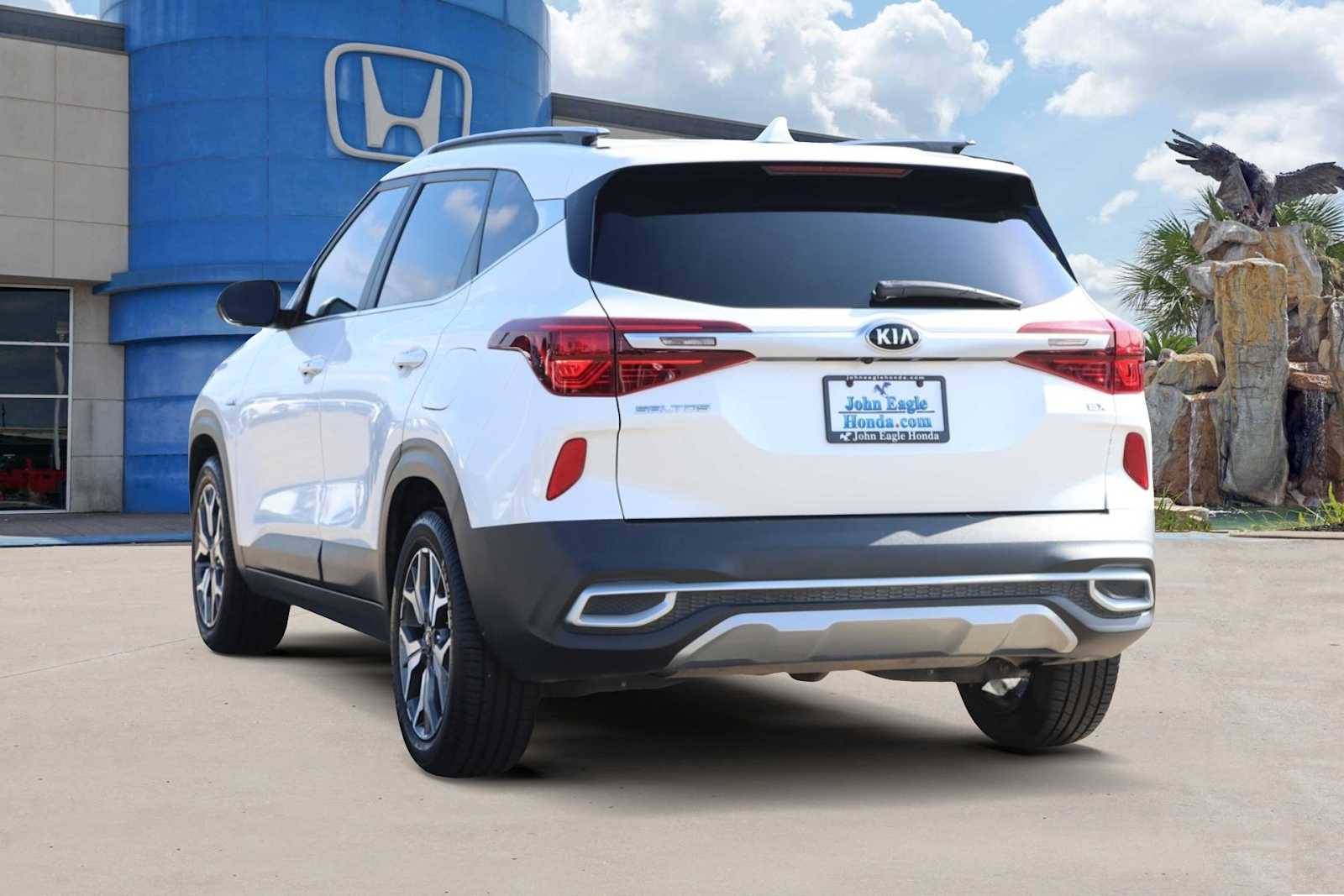 Thumbnail: 2021 Kia Seltos - 4