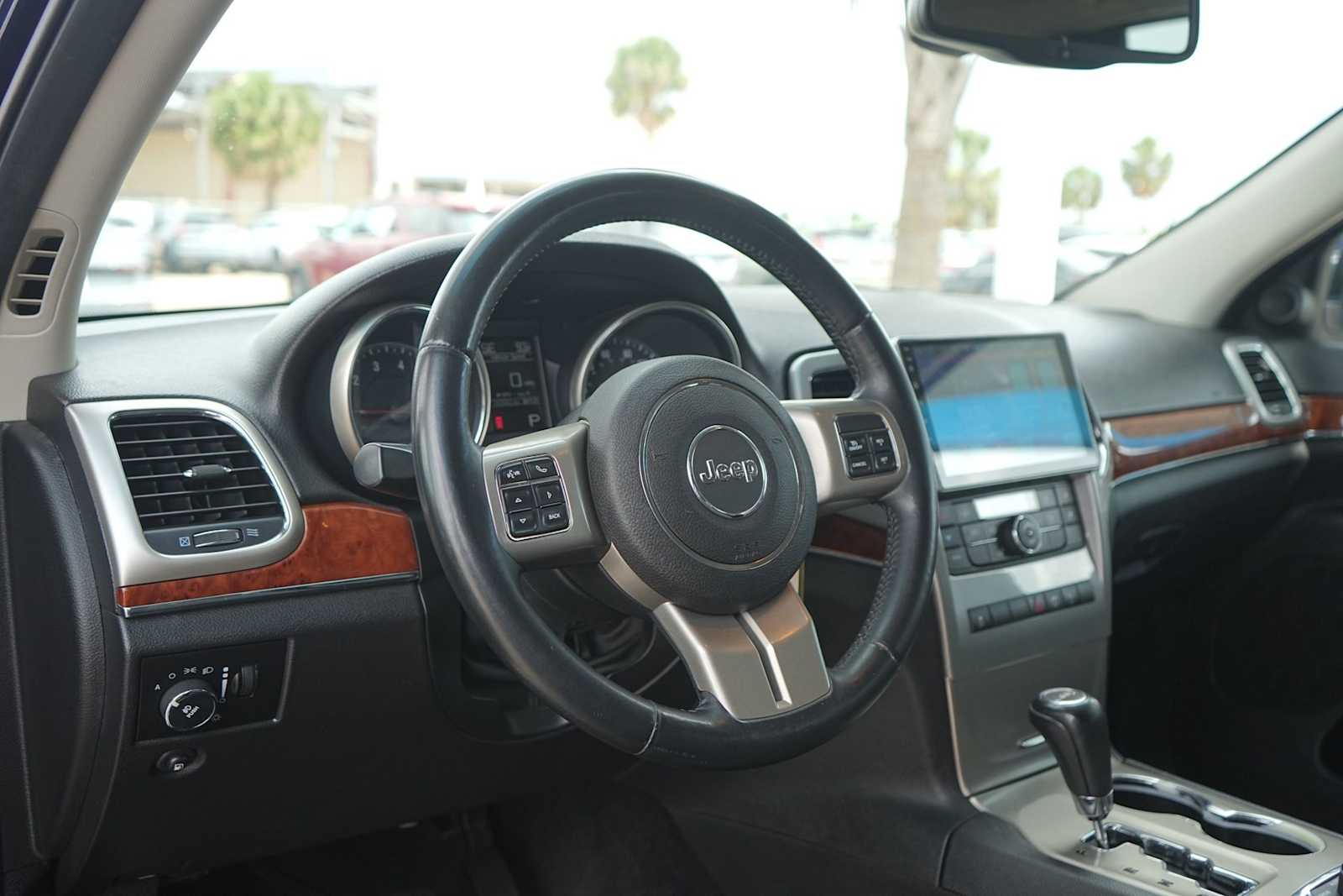 Thumbnail: 2013 Jeep Grand Cherokee - 2