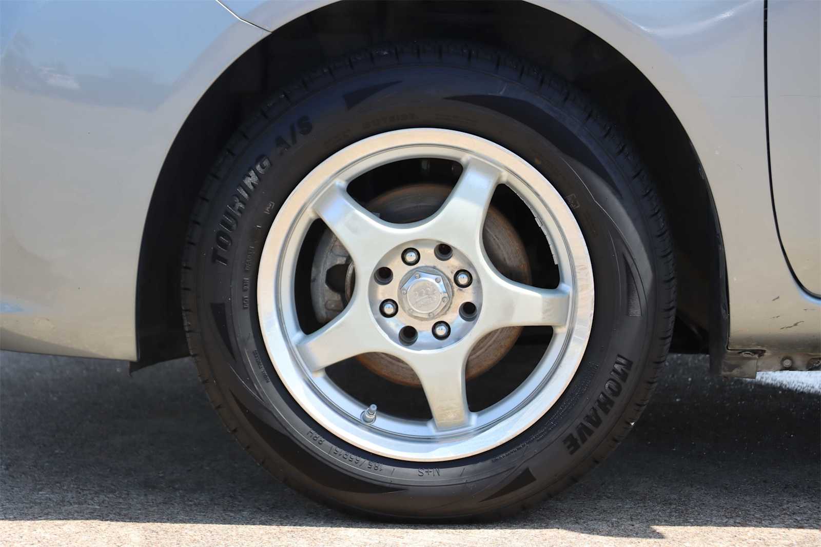 2013 Nissan Versa S 9