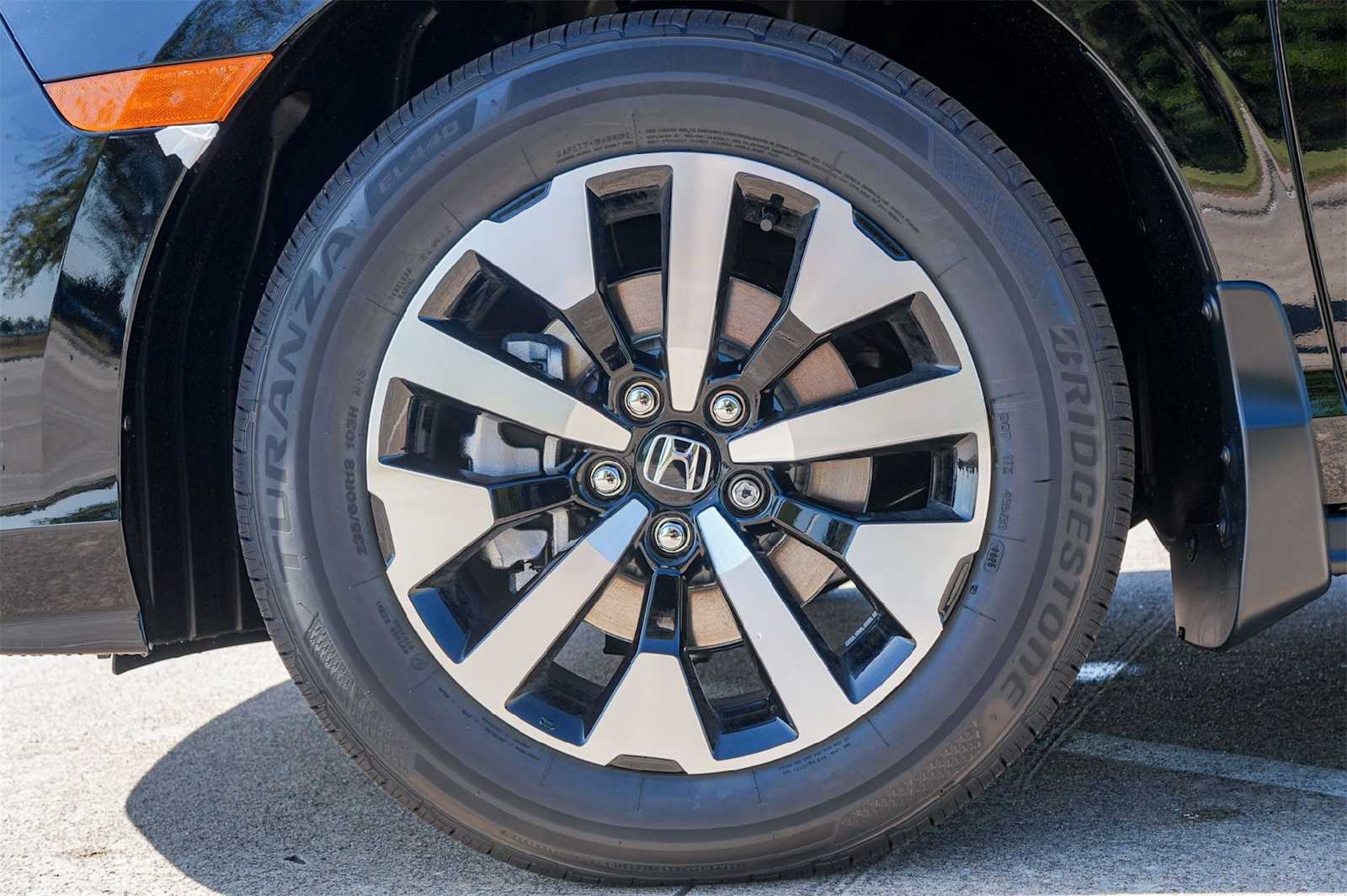 Thumbnail: 2026 Honda Odyssey - 8