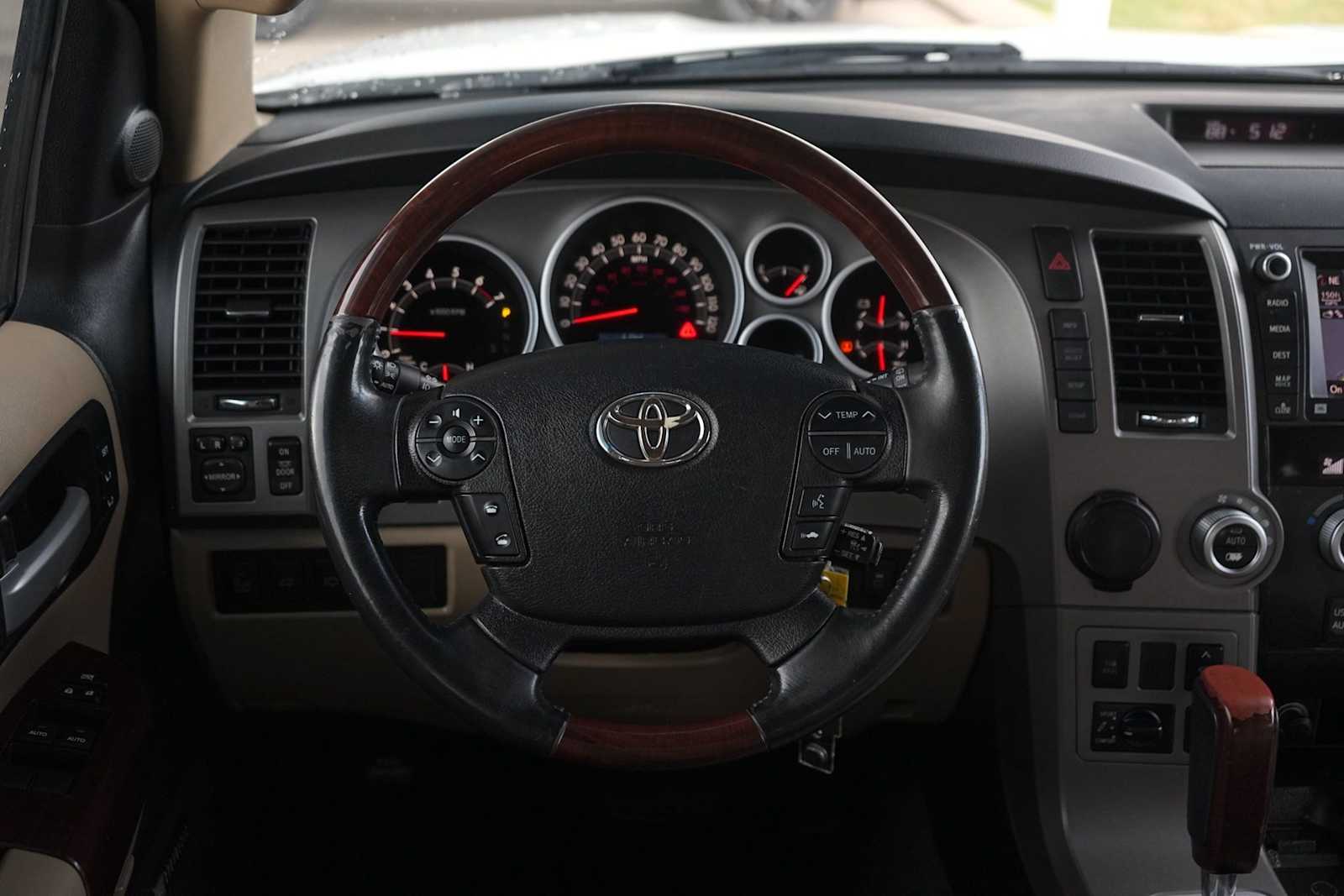 Thumbnail: 2013 Toyota Sequoia - 16