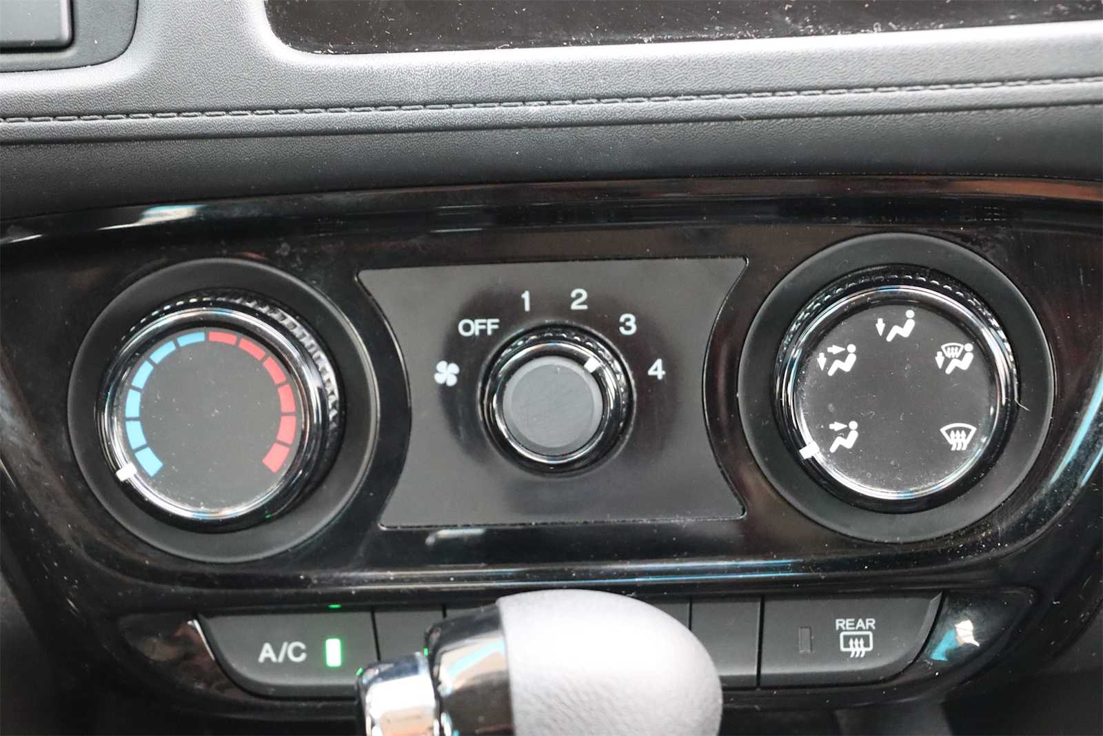 Thumbnail: 2016 Honda HR-V - 20