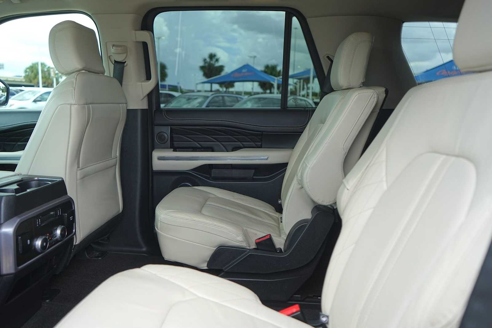 Thumbnail: 2021 Ford Expedition - 13