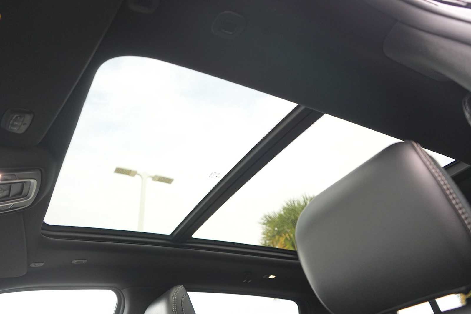 Thumbnail: 2020 RAM 1500 - 25