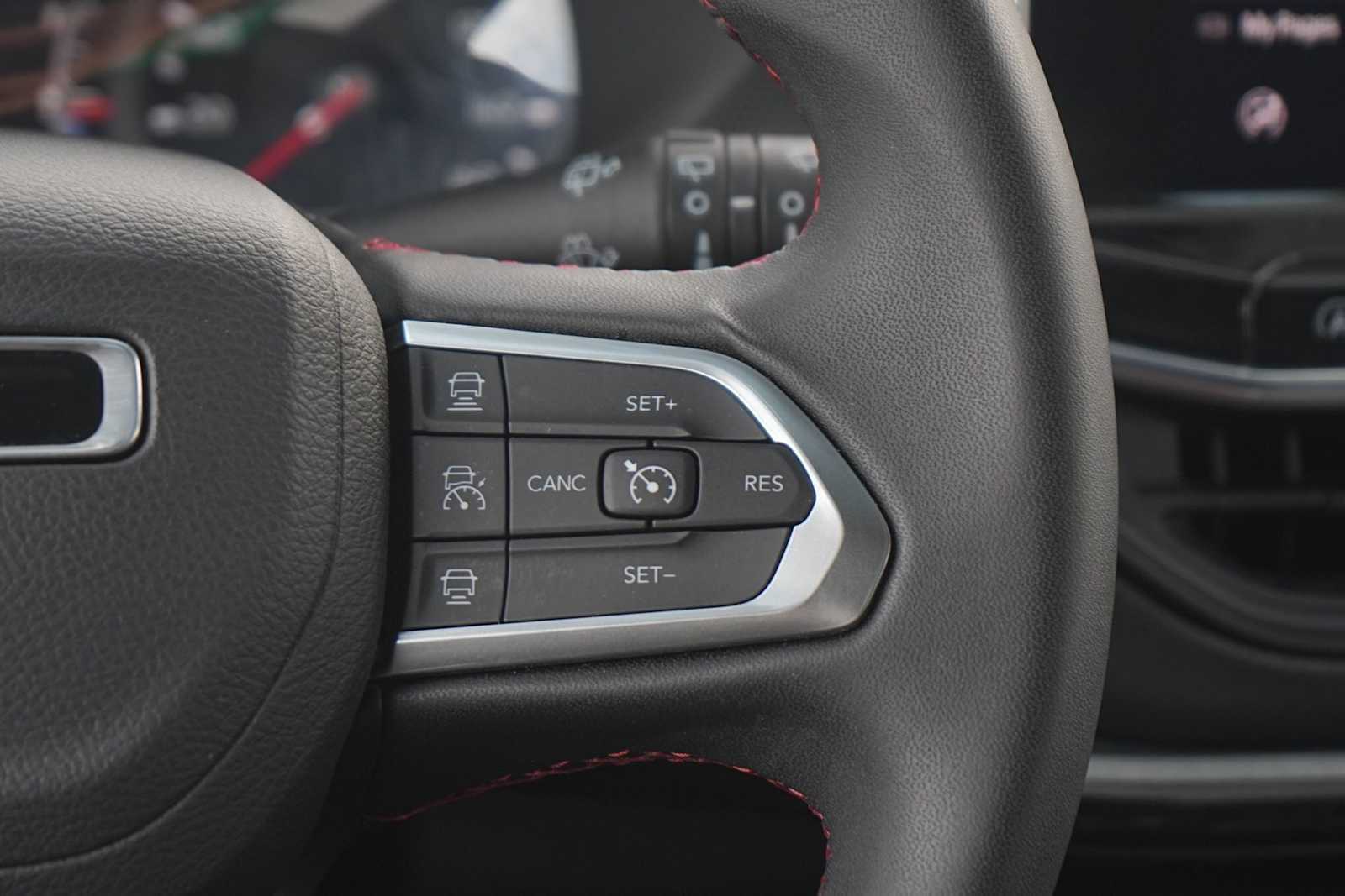 Thumbnail: 2025 Jeep Compass - 18