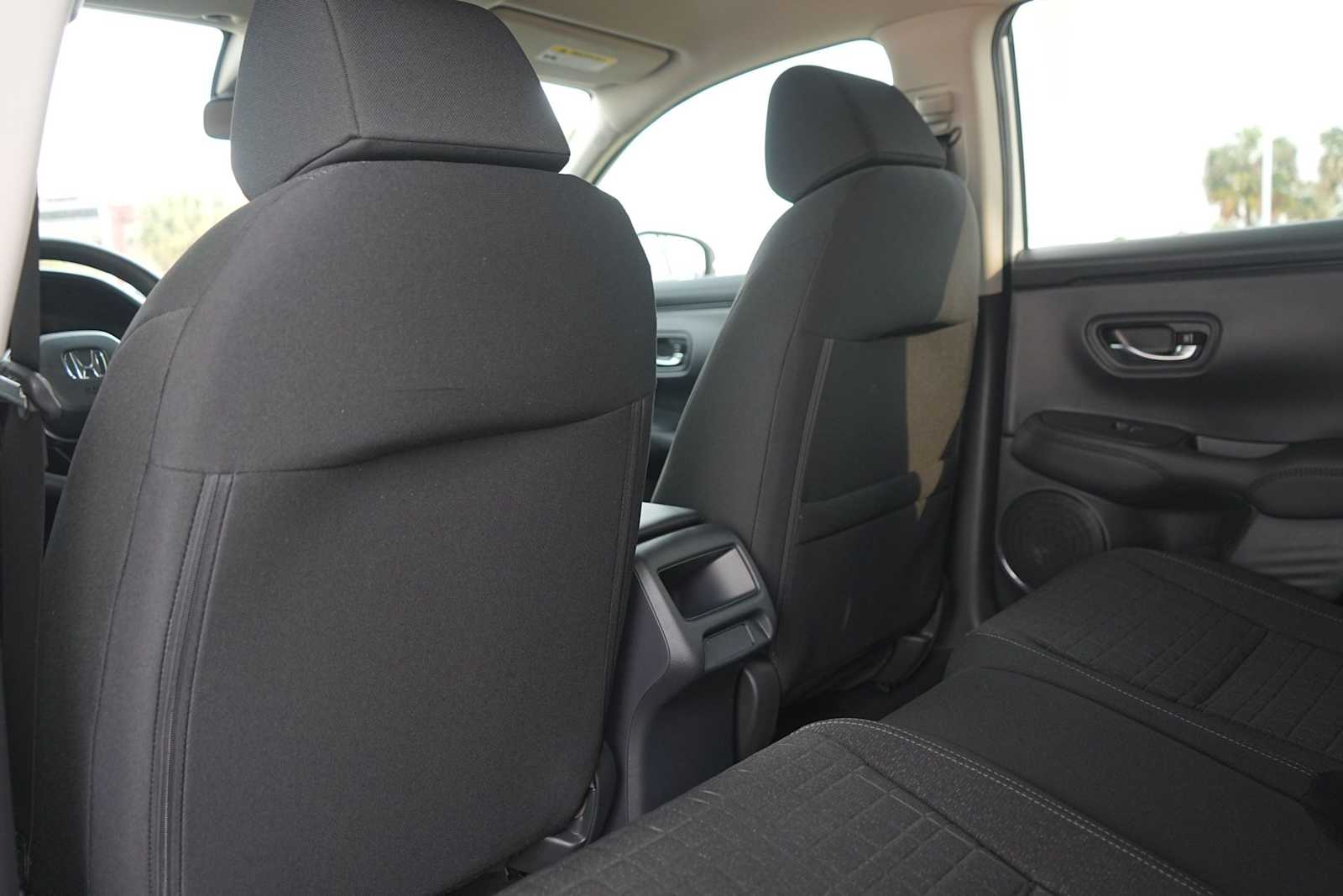 2026 Honda HR-V LX - Photo 12