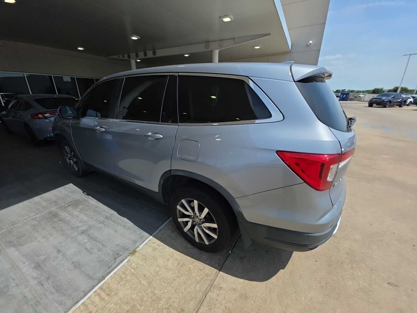 Thumbnail: 2020 Honda Pilot - 4