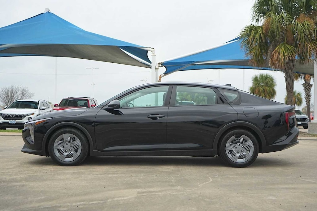 Used 2025 Kia K4 LX Sedan