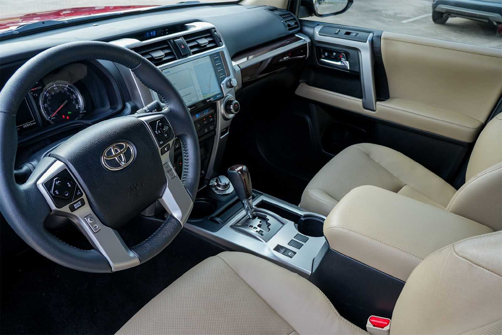 2022 Toyota 4Runner Limited photo 2