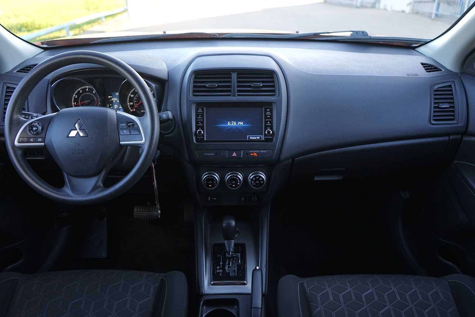 Thumbnail: 2024 Mitsubishi Outlander Sport - 10