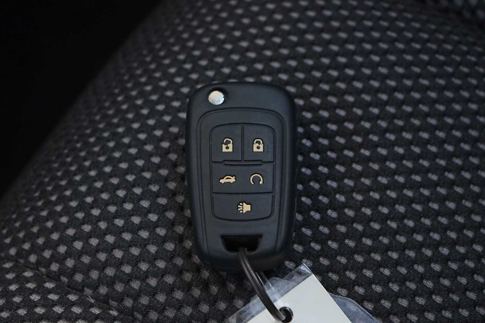 Thumbnail: 2017 Chevrolet Equinox - 28