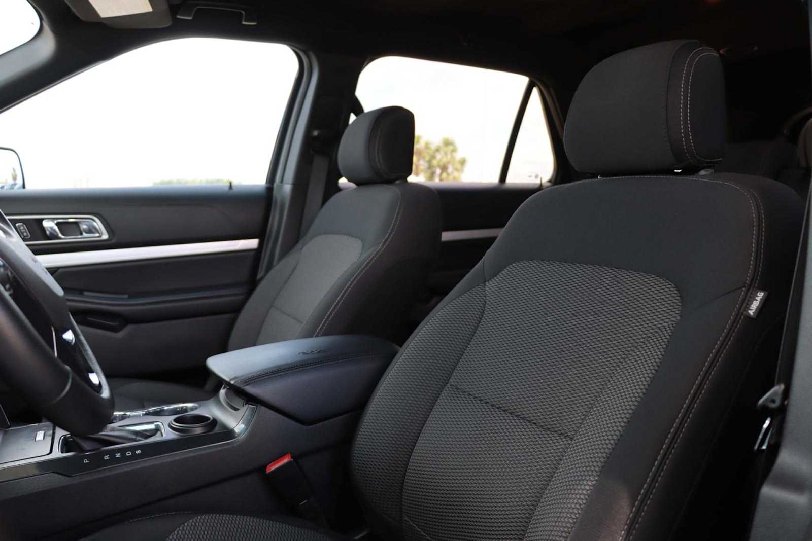 Thumbnail: 2017 Ford Explorer - 11