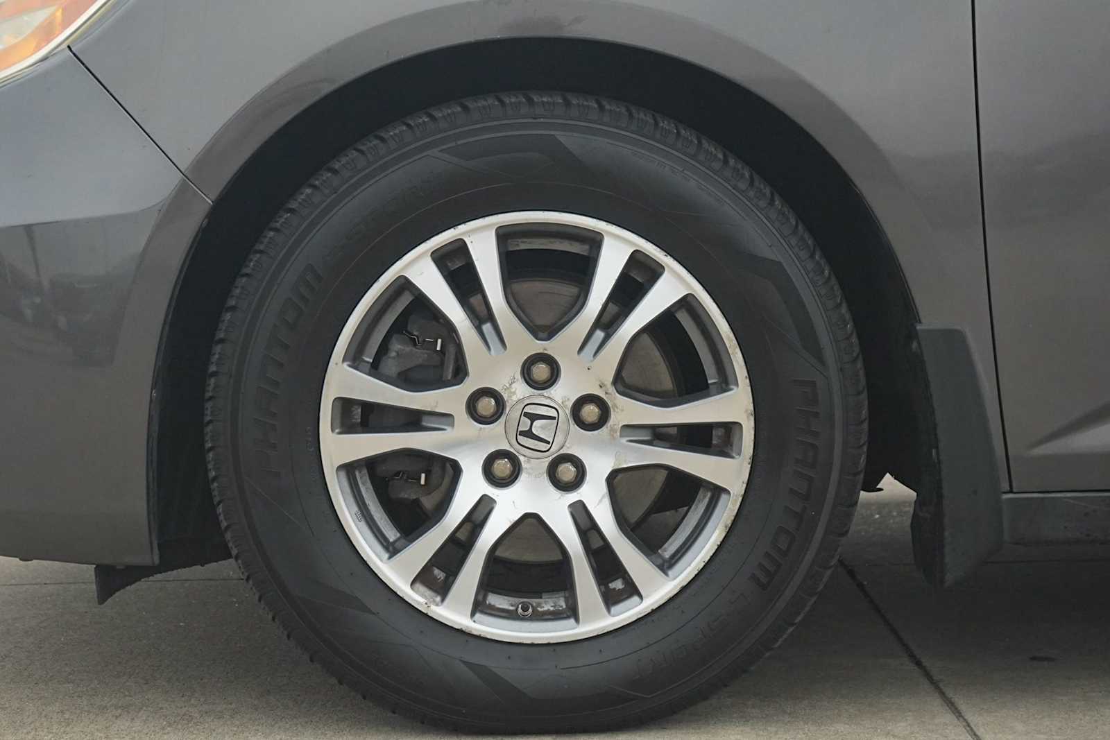 Thumbnail: 2013 Honda Odyssey - 7