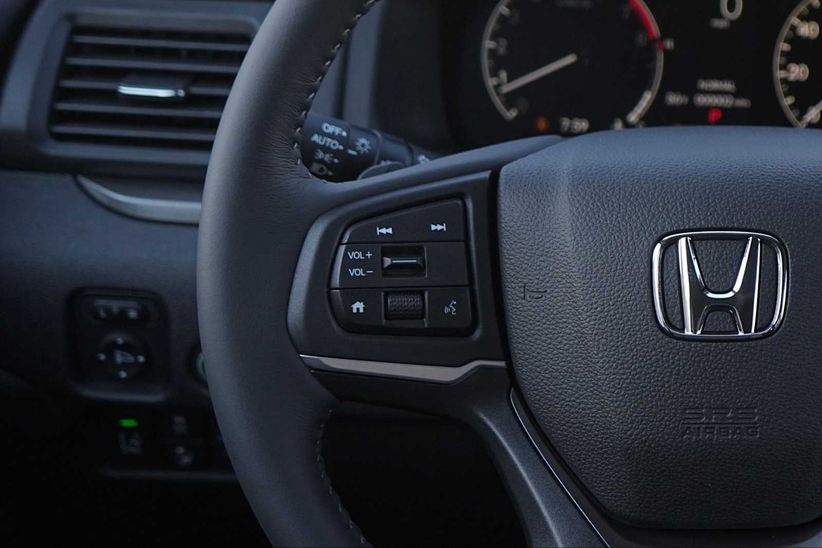 Thumbnail: 2026 Honda Ridgeline - 16