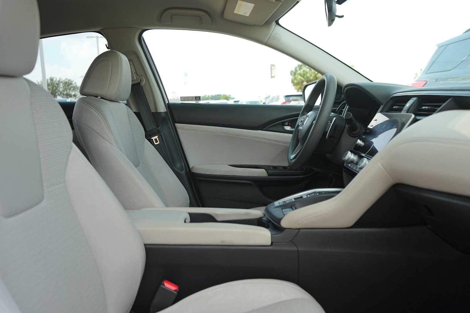 Thumbnail: 2021 Honda Insight - 14