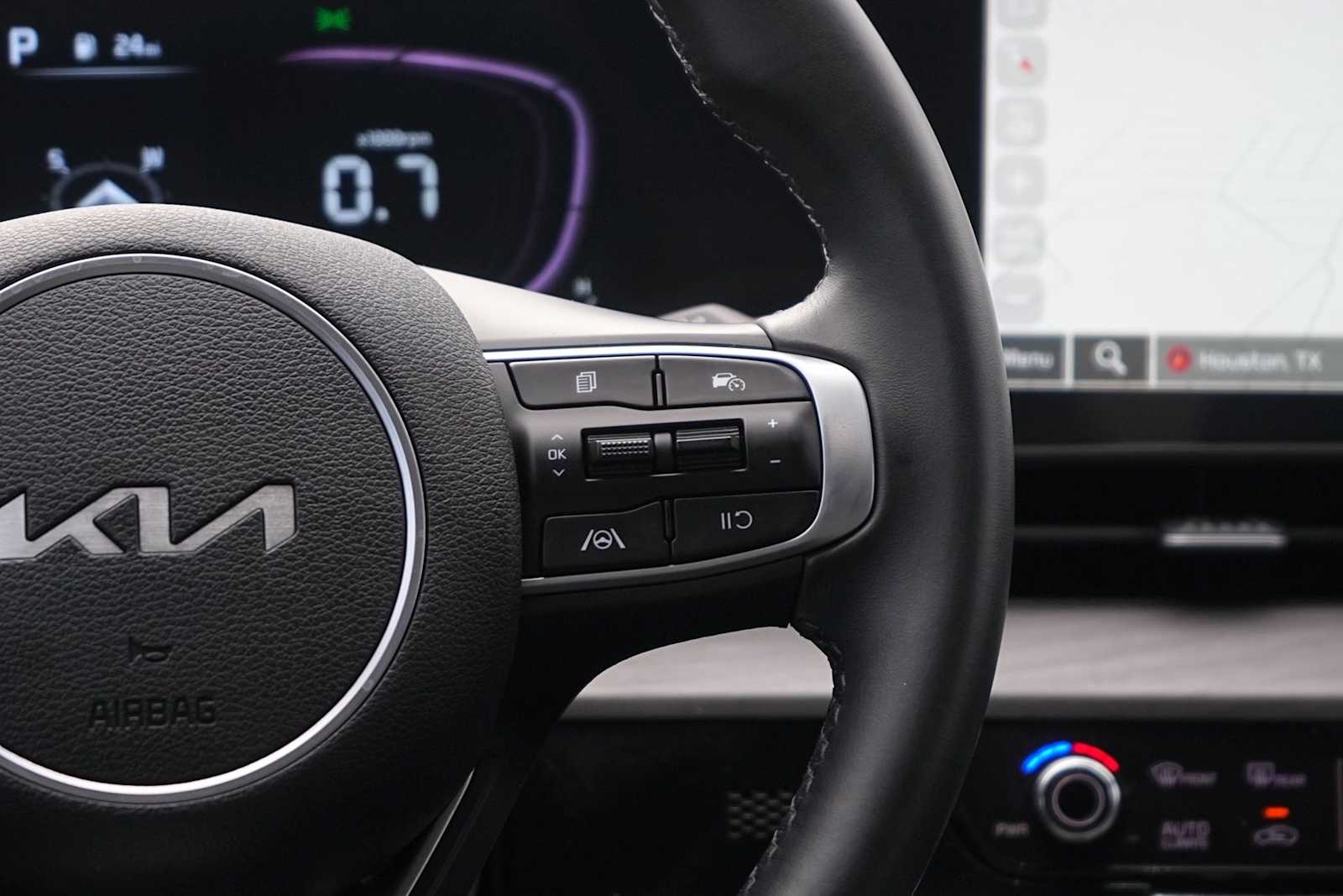 Thumbnail: 2023 Kia Sportage - 18