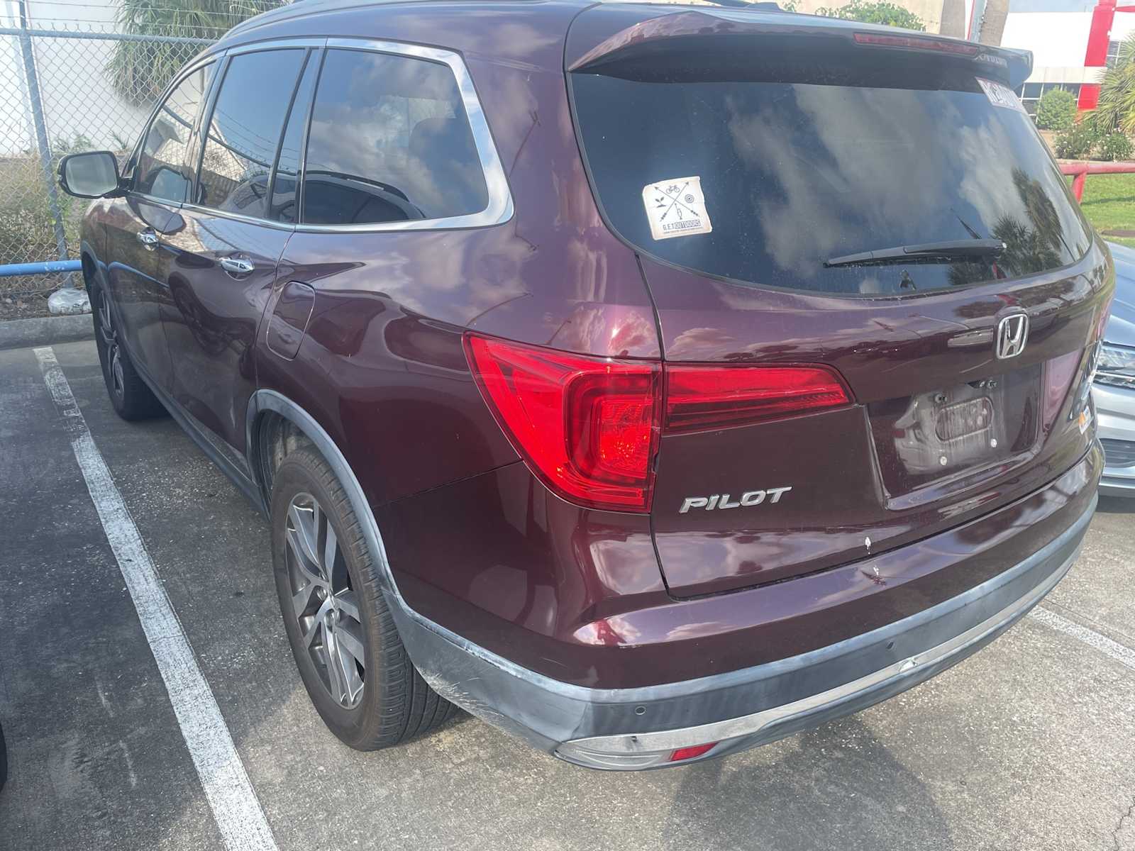 Thumbnail: 2016 Honda Pilot - 2