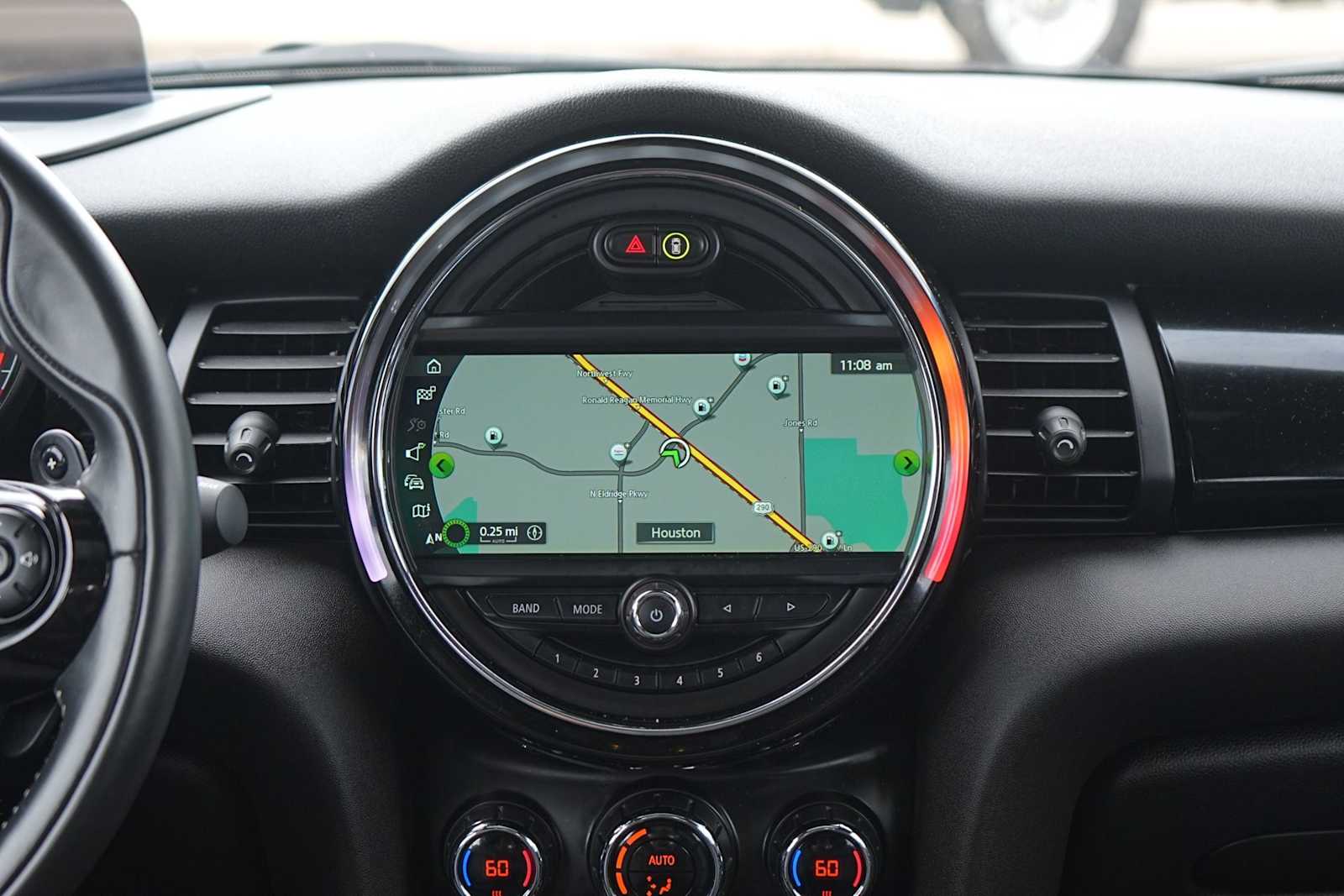 Thumbnail: 2019 MINI Cooper Hardtop - 19