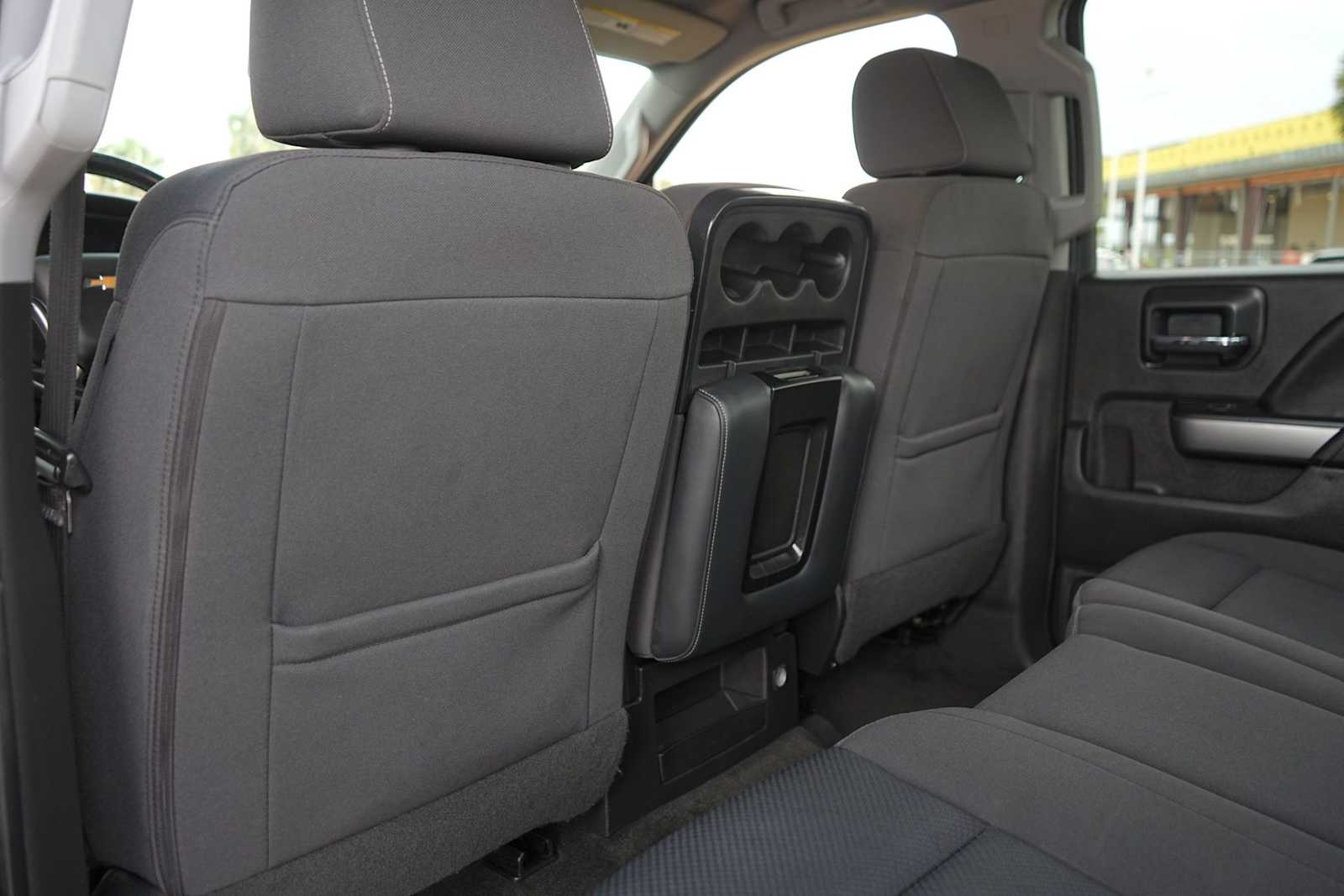 Thumbnail: 2018 Chevrolet Silverado 1500 - 12