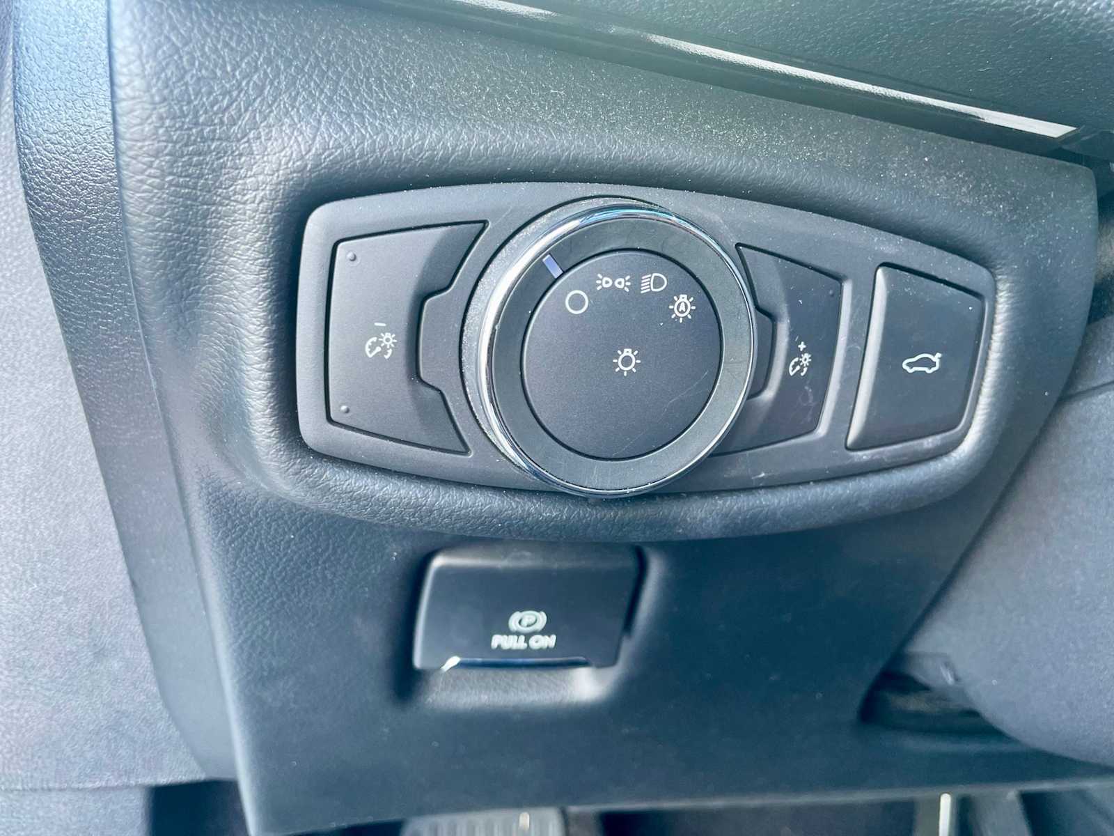 Thumbnail: 2019 Lincoln MKZ - 10